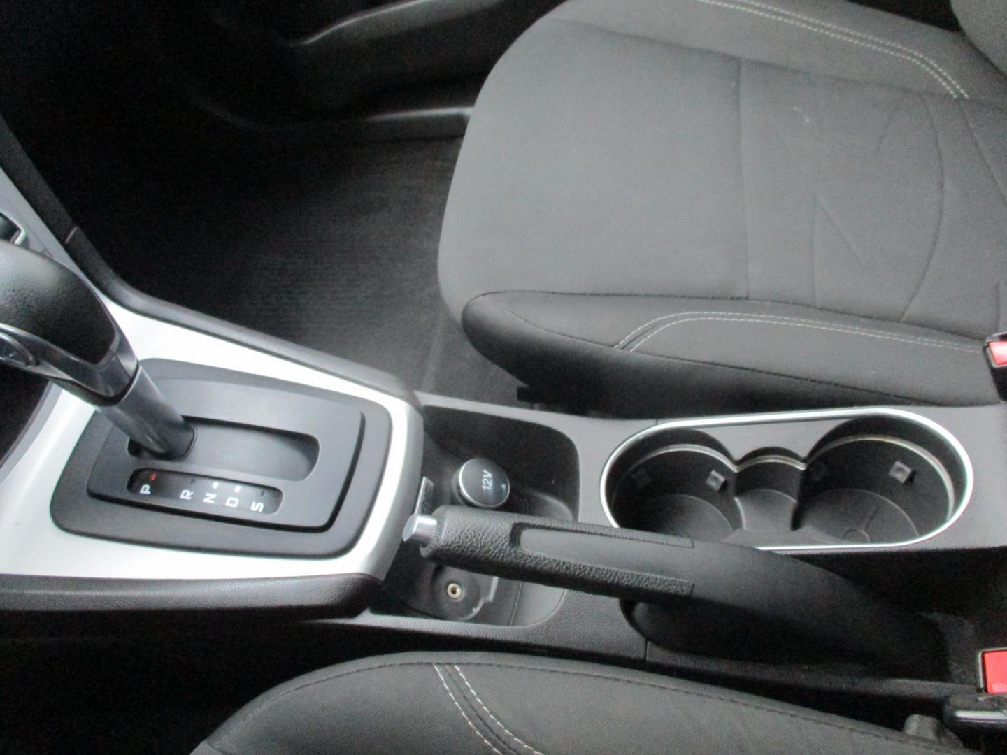 2016 ORANGE Ford Fiesta SE Hatchback (3FADP4EJ9GM) with an 1.6L L4 DOHC 16V engine, located at 540a Delsea Drive, Sewell, NJ, 08080, (987) 867-5309, 39.752560, -75.111206 - Photo#21