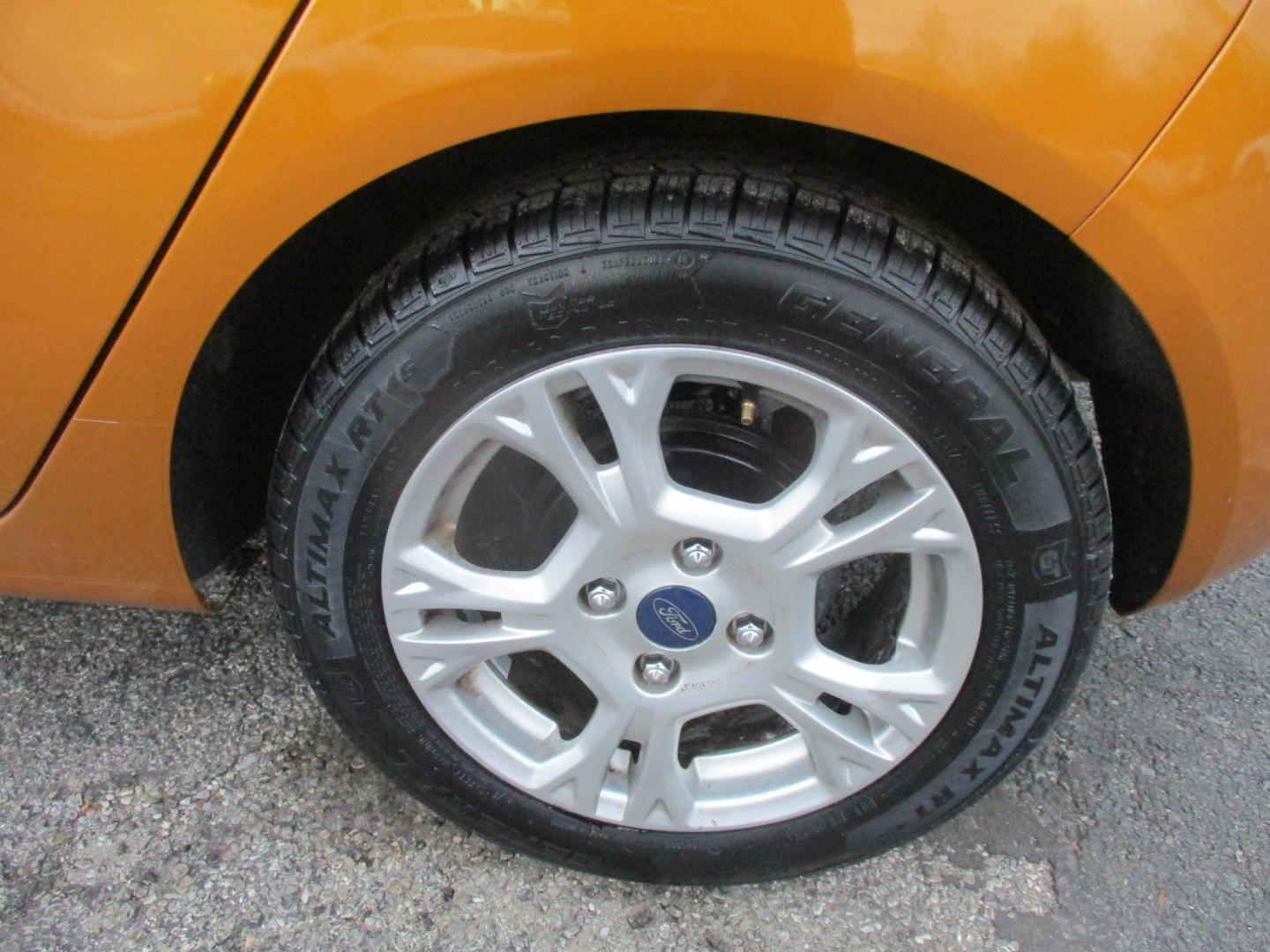 2016 ORANGE Ford Fiesta SE Hatchback (3FADP4EJ9GM) with an 1.6L L4 DOHC 16V engine, located at 540a Delsea Drive, Sewell, NJ, 08080, (987) 867-5309, 39.752560, -75.111206 - Photo#26