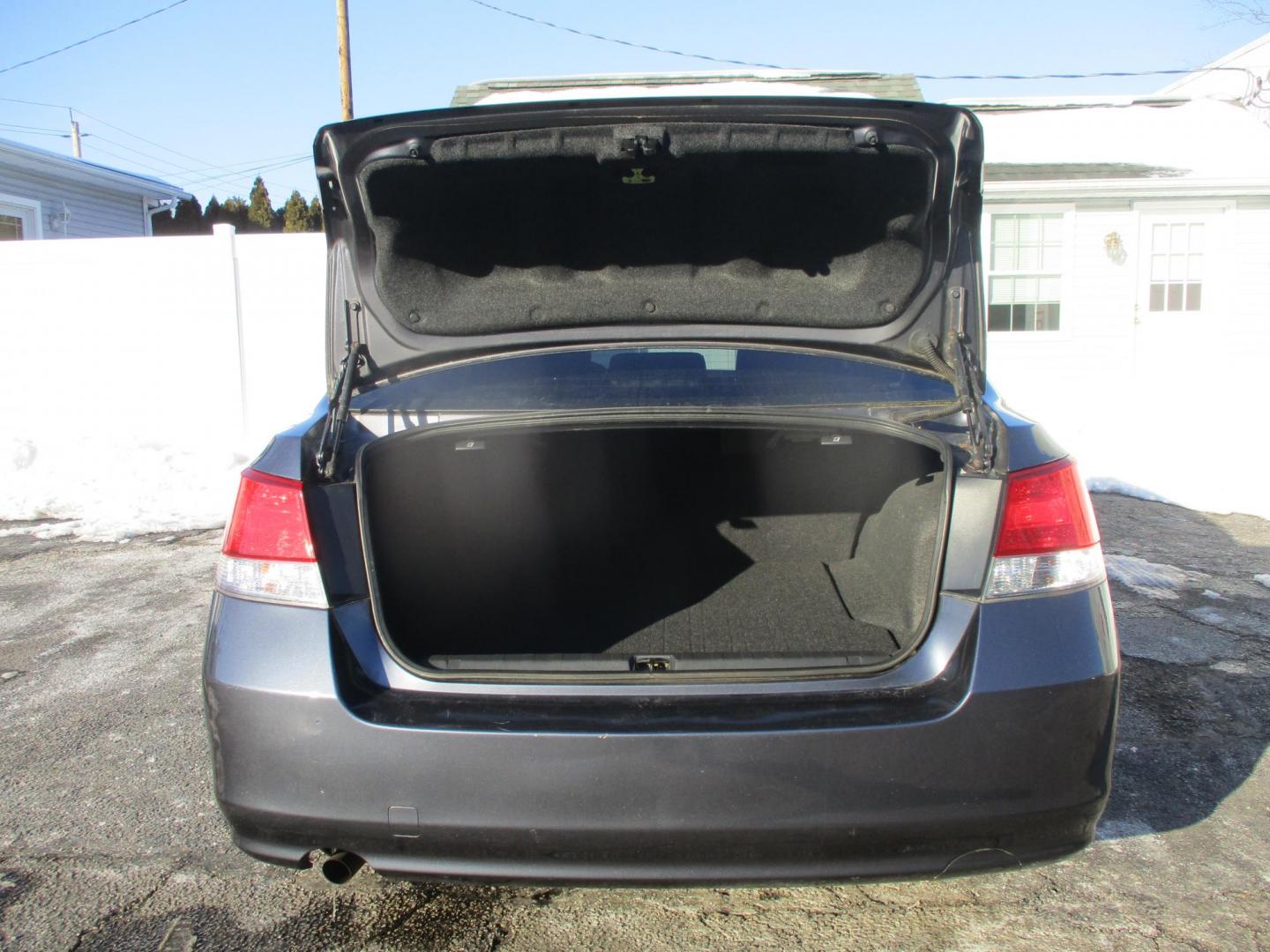 2014 GRAY Subaru Legacy 2.5i (4S3BMBA68E3) with an 2.5L H4 SOHC 16V engine, Continuously Variable Transmission transmission, located at 540a Delsea Drive, Sewell, NJ, 08080, (987) 867-5309, 39.752560, -75.111206 - Photo#22