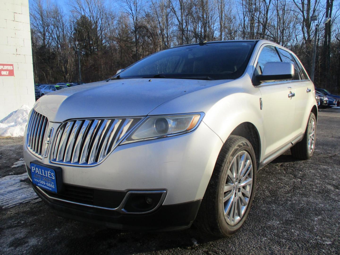 2011 Lincoln MKX Base