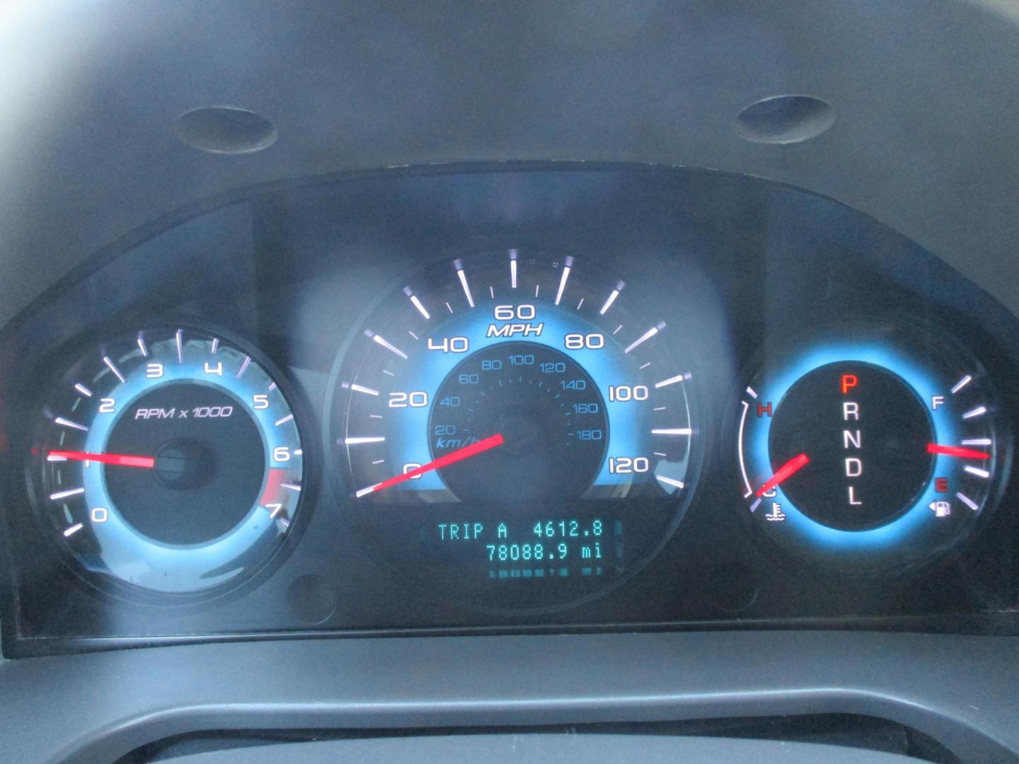 2012 WHITE Ford Fusion SE (3FAHP0HA9CR) with an 2.5L L4 DOHC 16V engine, located at 540a Delsea Drive, Sewell, NJ, 08080, (987) 867-5309, 39.752560, -75.111206 - Photo#15