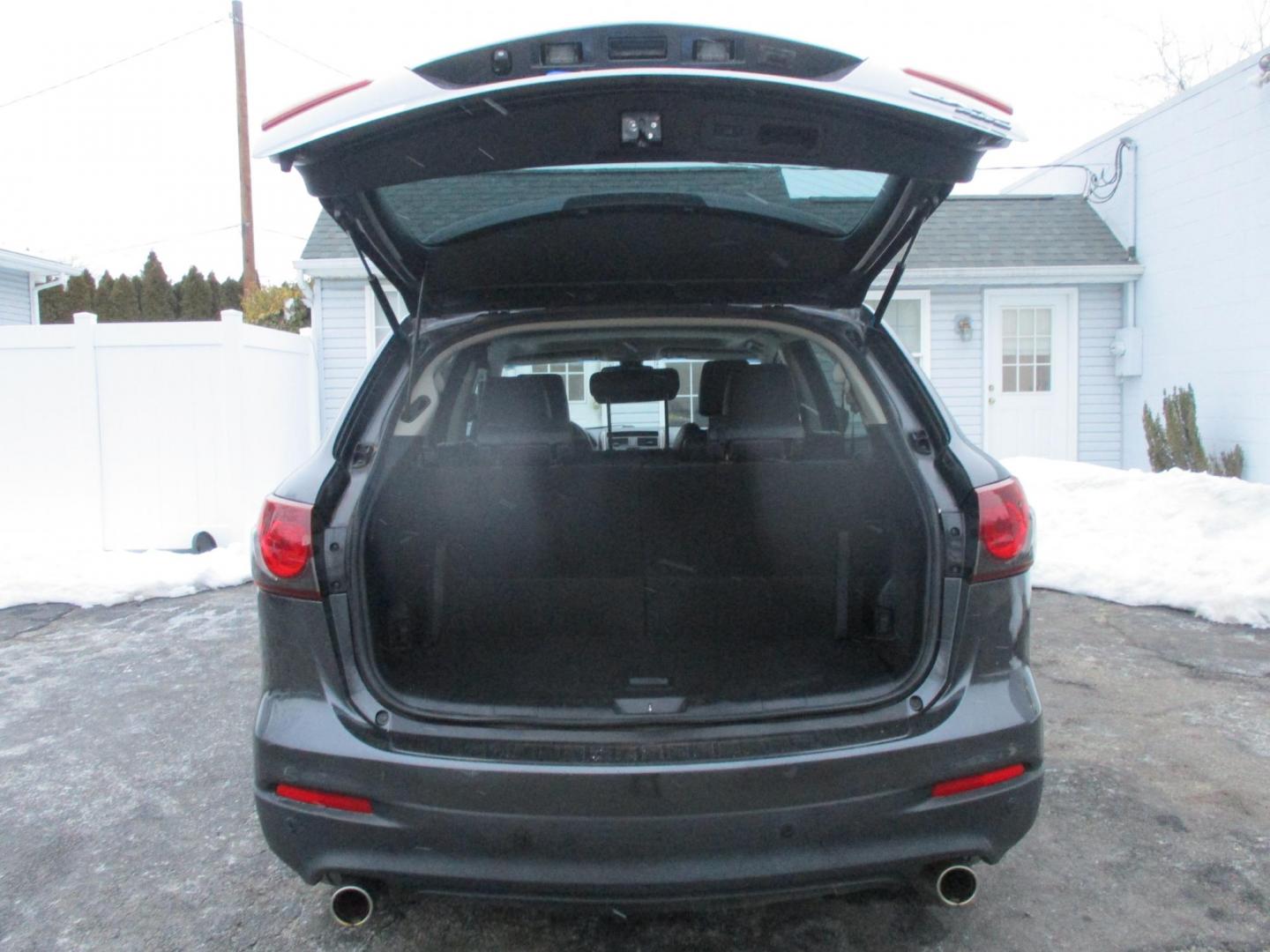 2013 GRAY Mazda CX-9 Grand Touring AWD (JM3TB3DVXD0) with an 3.7L V6 DOHC 24V engine, 6-Speed Automatic transmission, located at 540a Delsea Drive, Sewell, NJ, 08080, (987) 867-5309, 39.752560, -75.111206 - Photo#27