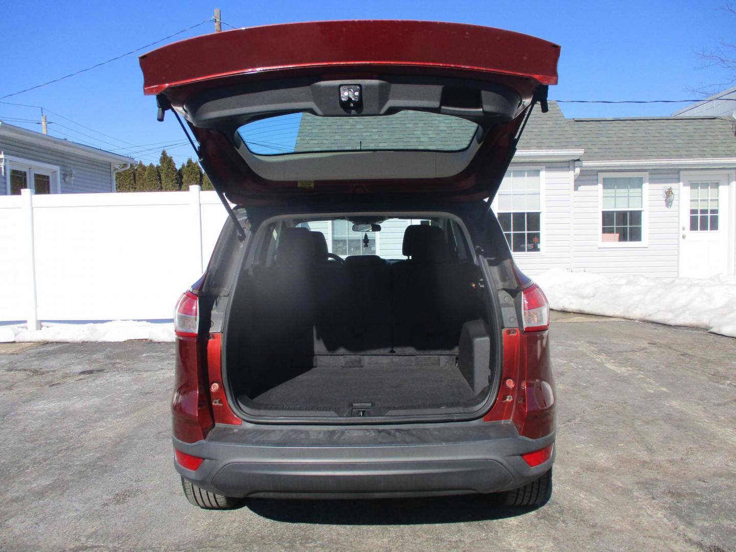 2016 RED Ford Escape S FWD (1FMCU0F73GU) with an 2.5L L4 DOHC 16V engine, 6-Speed Automatic transmission, located at 540a Delsea Drive, Sewell, NJ, 08080, (987) 867-5309, 39.752560, -75.111206 - Photo#23