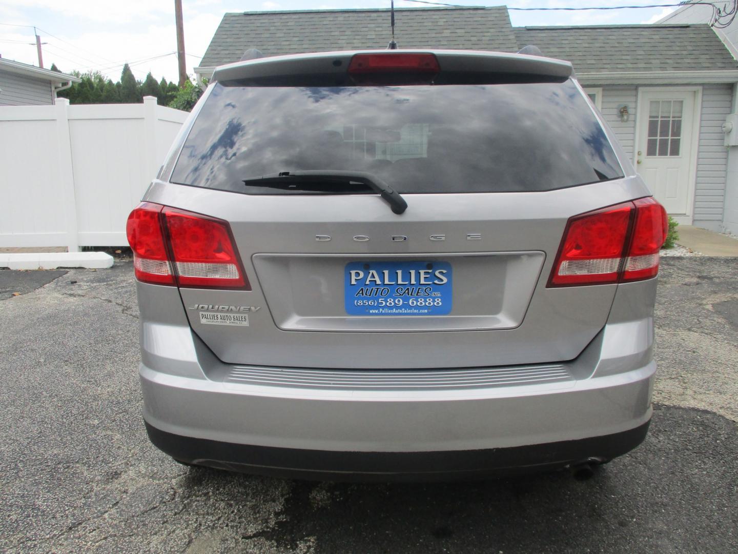 2015 SILVER Dodge Journey SE (3C4PDCAB1FT) with an 2.4L L4 DOHC 16V engine, 4-Speed Automatic transmission, located at 540a Delsea Drive, Sewell, NJ, 08080, (987) 867-5309, 39.752560, -75.111206- Photo#3