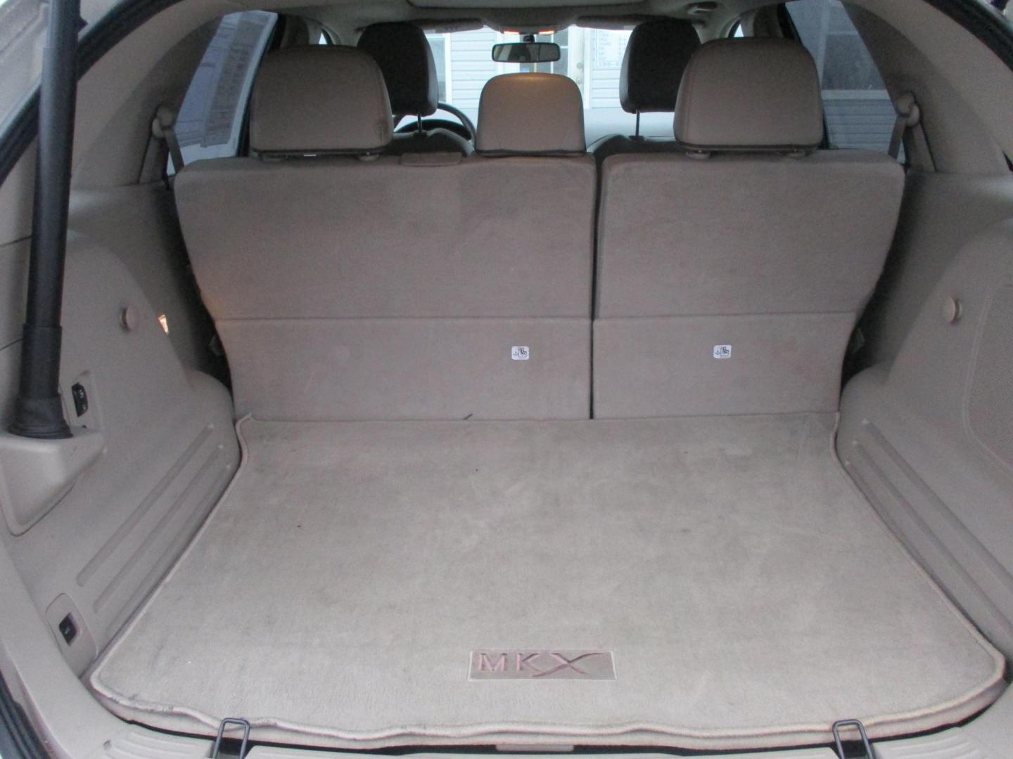 2013 WHITE Lincoln MKX AWD (2LMDJ8JK2DB) with an 3.7L V6 DOHC 24V engine, 6-Speed Automatic transmission, located at 540a Delsea Drive, Sewell, NJ, 08080, (987) 867-5309, 39.752560, -75.111206 - Photo#26