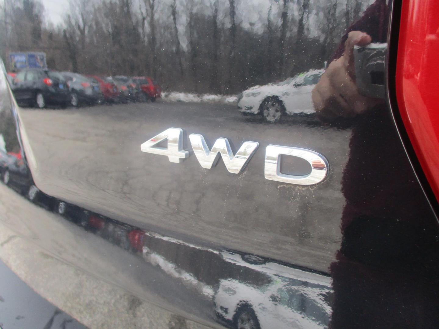 2016 BLACK Ford Explorer Base 4WD (1FM5K8B88GG) with an 3.5L V6 DOHC 24V engine, 6-Speed Automatic transmission, located at 540a Delsea Drive, Sewell, NJ, 08080, (987) 867-5309, 39.752560, -75.111206 - Photo#5