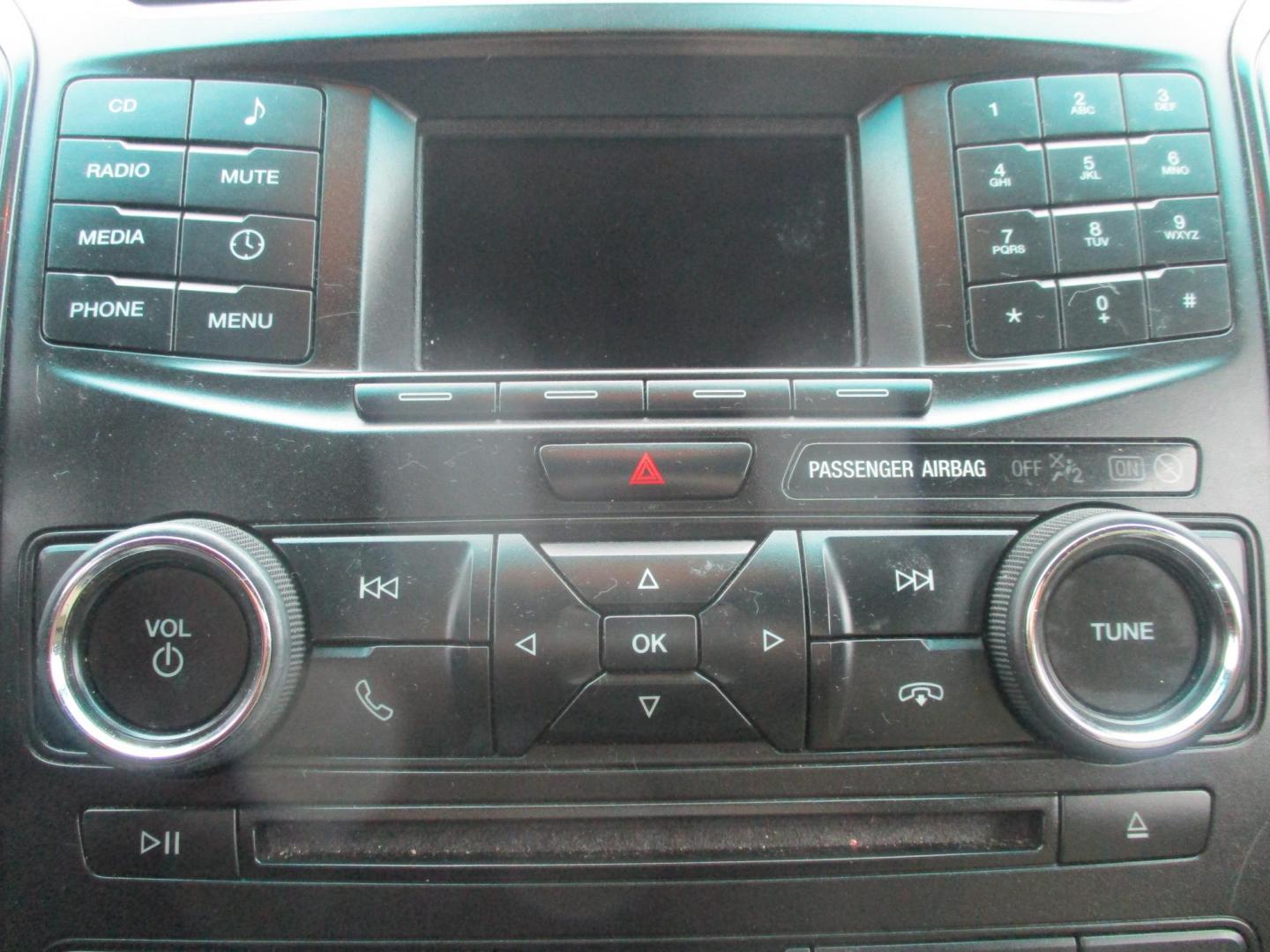 2016 BLACK Ford Explorer Base 4WD (1FM5K8B88GG) with an 3.5L V6 DOHC 24V engine, 6-Speed Automatic transmission, located at 540a Delsea Drive, Sewell, NJ, 08080, (987) 867-5309, 39.752560, -75.111206 - Photo#18