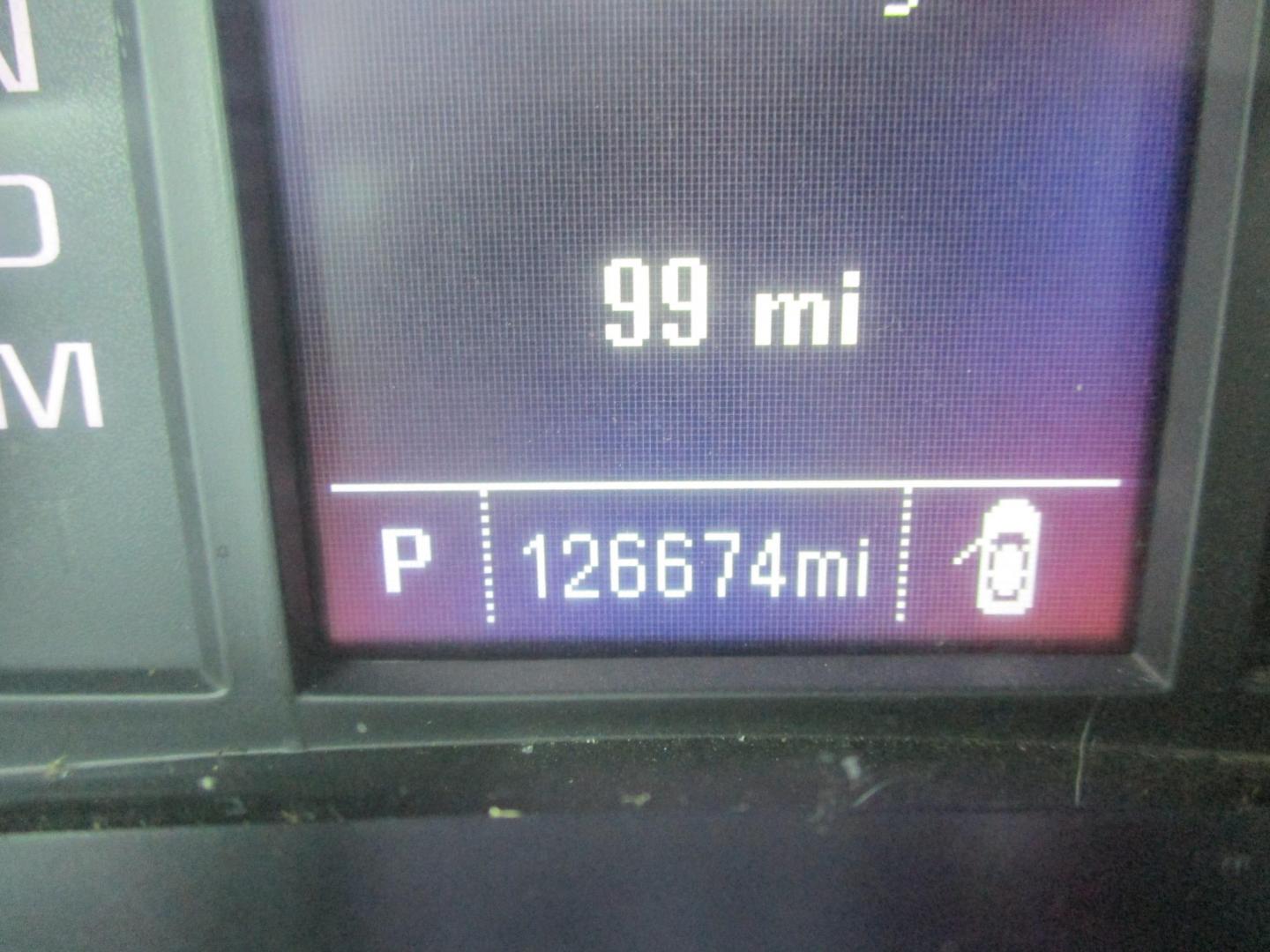 2016 WHITE GMC Sierra 1500 Base Long Box 2WD (1GTN1LEC6GZ) with an 5.3L V8 OHV 16V engine, 6A transmission, located at 540a Delsea Drive, Sewell, NJ, 08080, (987) 867-5309, 39.752560, -75.111206 - Photo#14