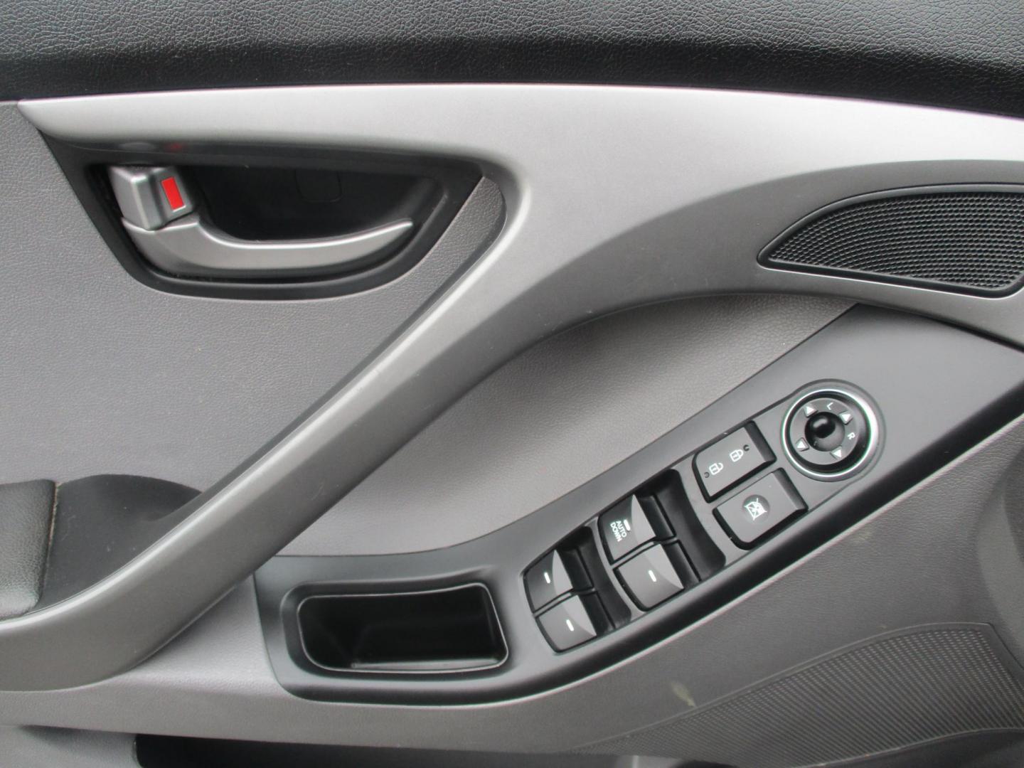 2016 BLACK Hyundai Elantra Limited (5NPDH4AE6GH) with an 1.8L L4 DOHC 16V engine, 6-Speed Automatic transmission, located at 540a Delsea Drive, Sewell, NJ, 08080, (987) 867-5309, 39.752560, -75.111206 - Photo#10