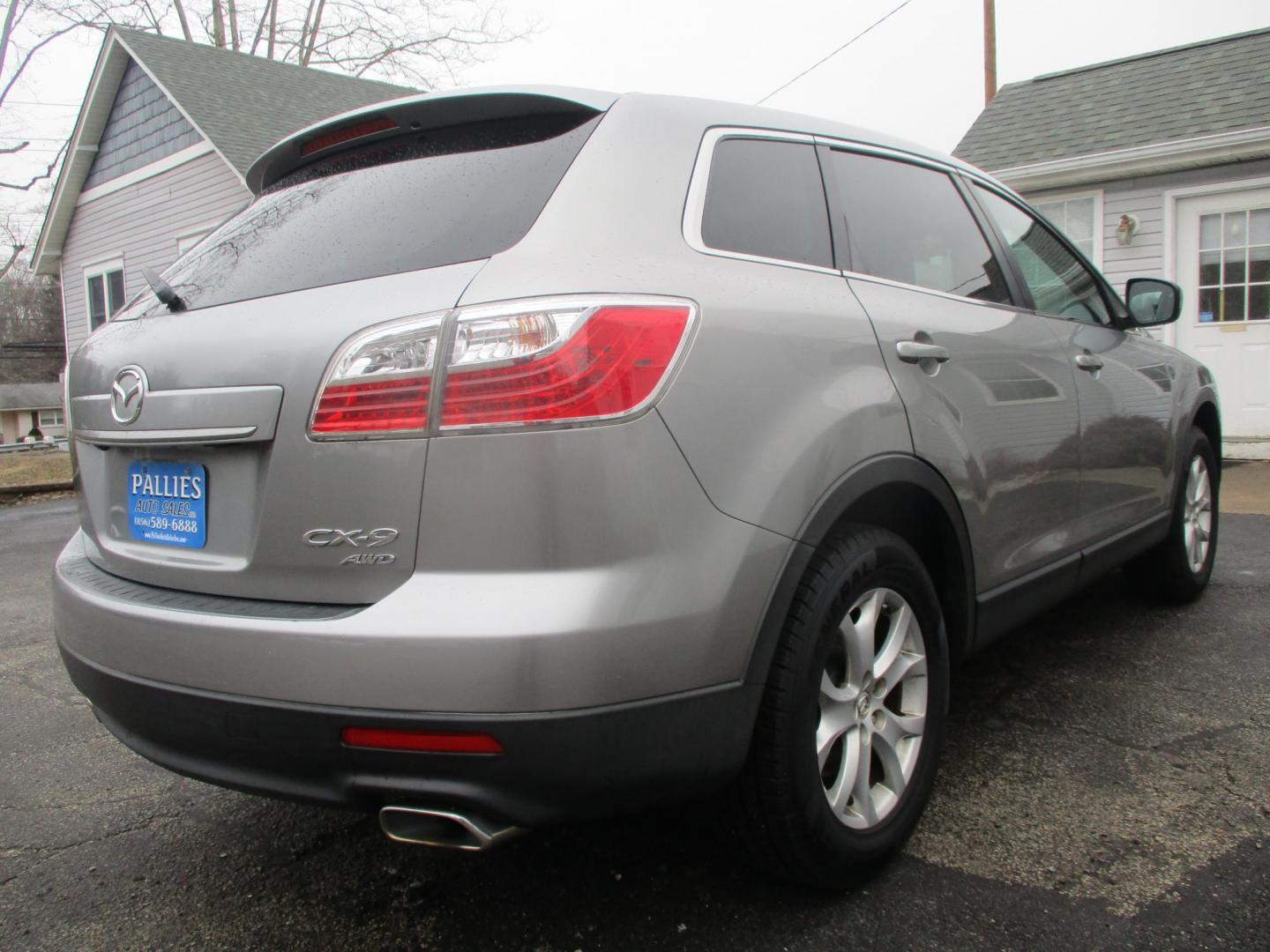 2012 SILVER Mazda CX-9 Touring AWD (JM3TB3CV2C0) with an 3.7L V6 DOHC 24V engine, 6-Speed Automatic transmission, located at 540a Delsea Drive, Sewell, NJ, 08080, (987) 867-5309, 39.752560, -75.111206 - Photo#6