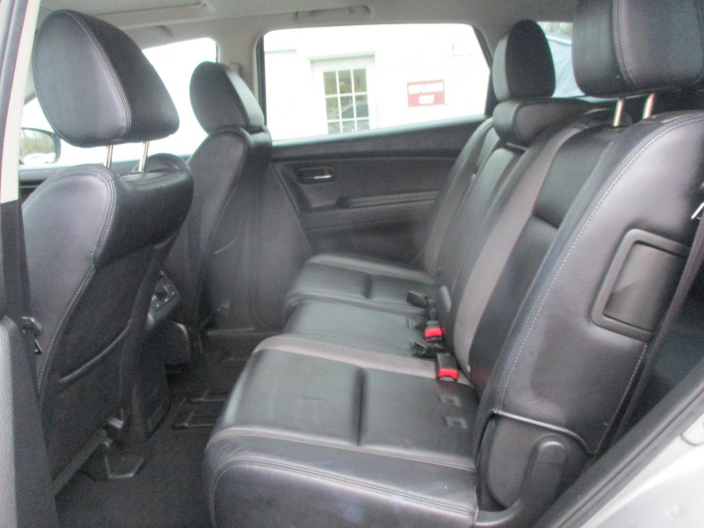 2012 SILVER Mazda CX-9 Touring AWD (JM3TB3CV2C0) with an 3.7L V6 DOHC 24V engine, 6-Speed Automatic transmission, located at 540a Delsea Drive, Sewell, NJ, 08080, (987) 867-5309, 39.752560, -75.111206 - Photo#15