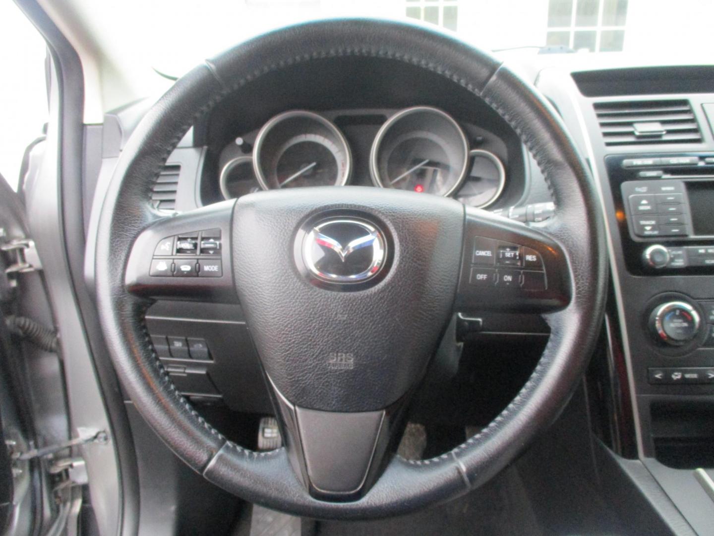 2012 SILVER Mazda CX-9 Touring AWD (JM3TB3CV2C0) with an 3.7L V6 DOHC 24V engine, 6-Speed Automatic transmission, located at 540a Delsea Drive, Sewell, NJ, 08080, (987) 867-5309, 39.752560, -75.111206 - Photo#17