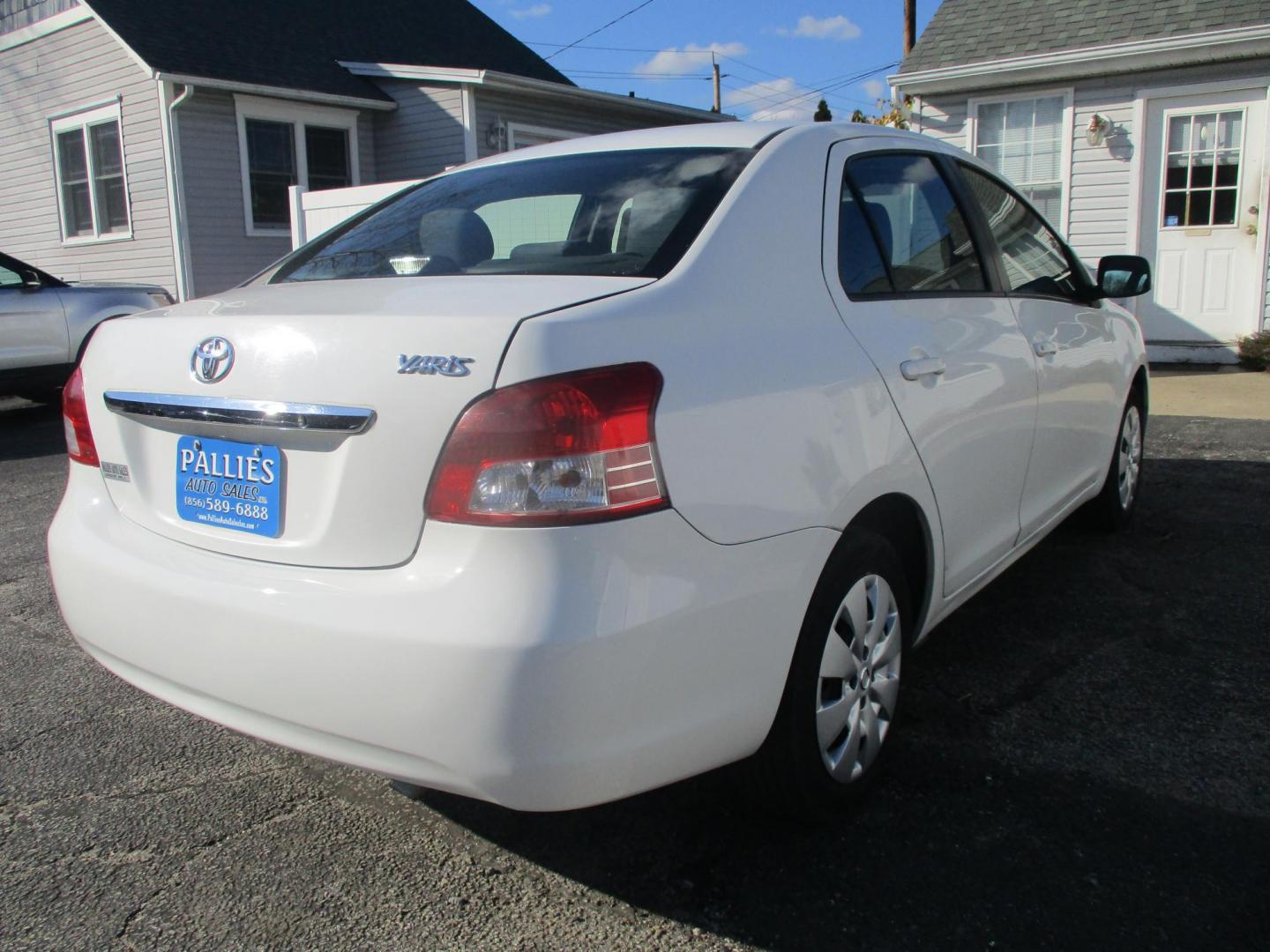 2012 WHITE Toyota Yaris Sedan 4-Speed AT (JTDBT4K31CL) with an 1.5L L4 DOHC 16V engine, 4-Speed Automatic transmission, located at 540a Delsea Drive, Sewell, NJ, 08080, (987) 867-5309, 39.752560, -75.111206 - Photo#5