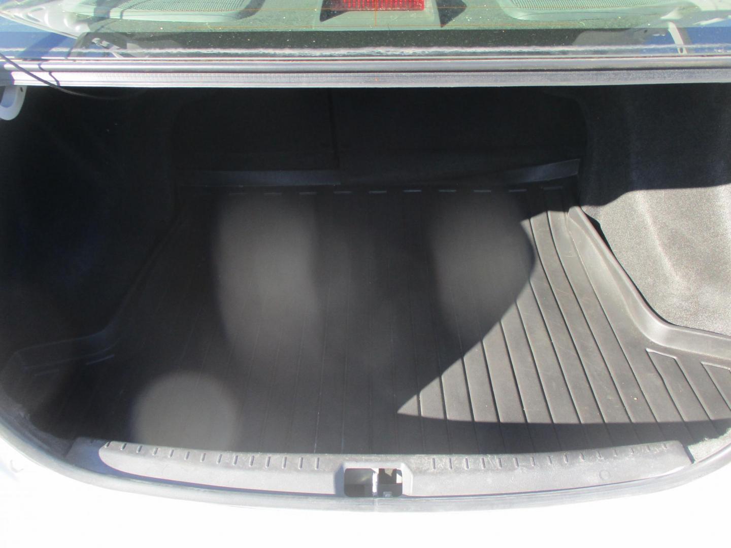 2012 WHITE Toyota Yaris Sedan 4-Speed AT (JTDBT4K31CL) with an 1.5L L4 DOHC 16V engine, 4-Speed Automatic transmission, located at 540a Delsea Drive, Sewell, NJ, 08080, (987) 867-5309, 39.752560, -75.111206 - Photo#21