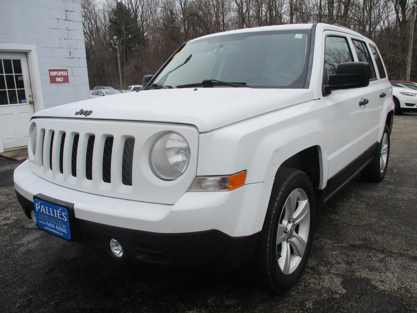 2014 WHITE Jeep Patriot Sport 2WD (1C4NJPBA1ED) with an 2.0L L4 DOHC 16V engine, located at 540a Delsea Drive, Sewell, NJ, 08080, (987) 867-5309, 39.752560, -75.111206 - Photo#0