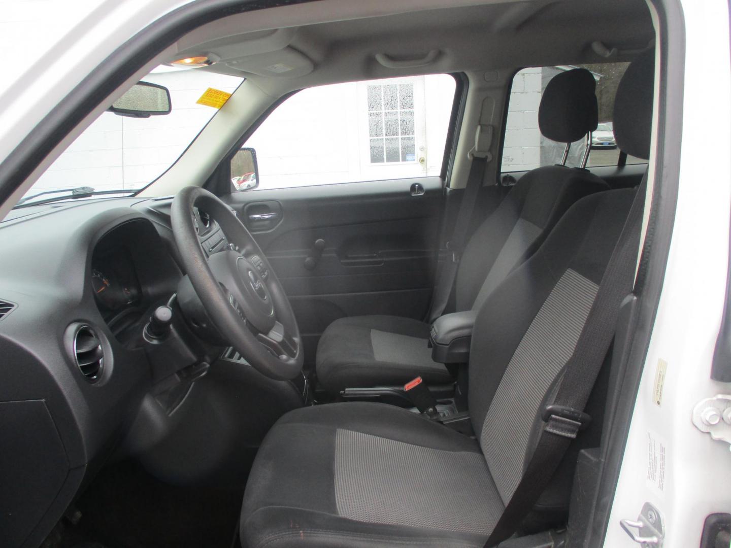 2014 WHITE Jeep Patriot Sport 2WD (1C4NJPBA1ED) with an 2.0L L4 DOHC 16V engine, located at 540a Delsea Drive, Sewell, NJ, 08080, (987) 867-5309, 39.752560, -75.111206 - Photo#9