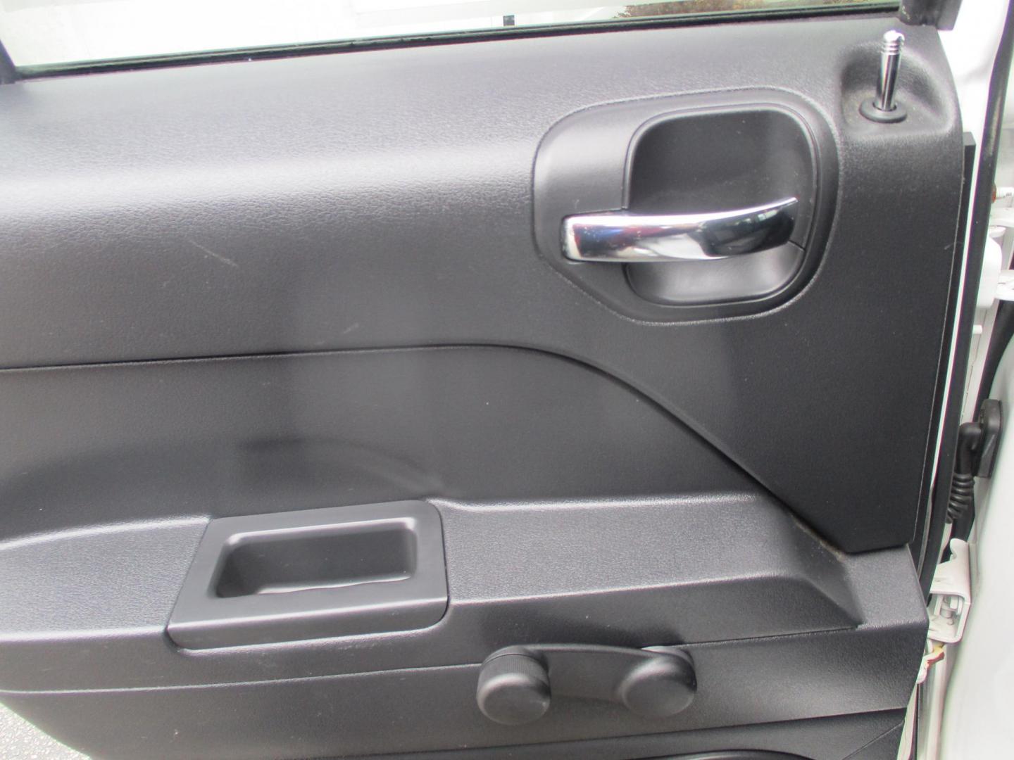 2014 WHITE Jeep Patriot Sport 2WD (1C4NJPBA1ED) with an 2.0L L4 DOHC 16V engine, located at 540a Delsea Drive, Sewell, NJ, 08080, (987) 867-5309, 39.752560, -75.111206 - Photo#11