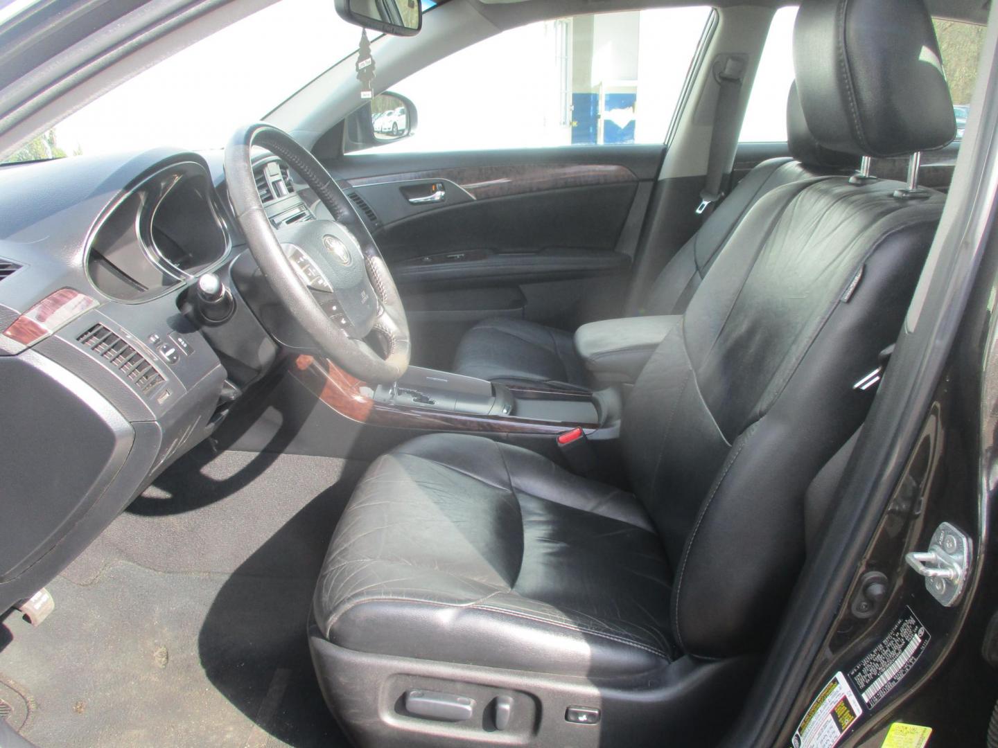 2012 BLACK Toyota Avalon Base (4T1BK3DB9CU) with an 3.5L V6 DOHC 24V engine, 6-Speed Automatic transmission, located at 540a Delsea Drive, Sewell, NJ, 08080, (987) 867-5309, 39.752560, -75.111206 - Photo#11