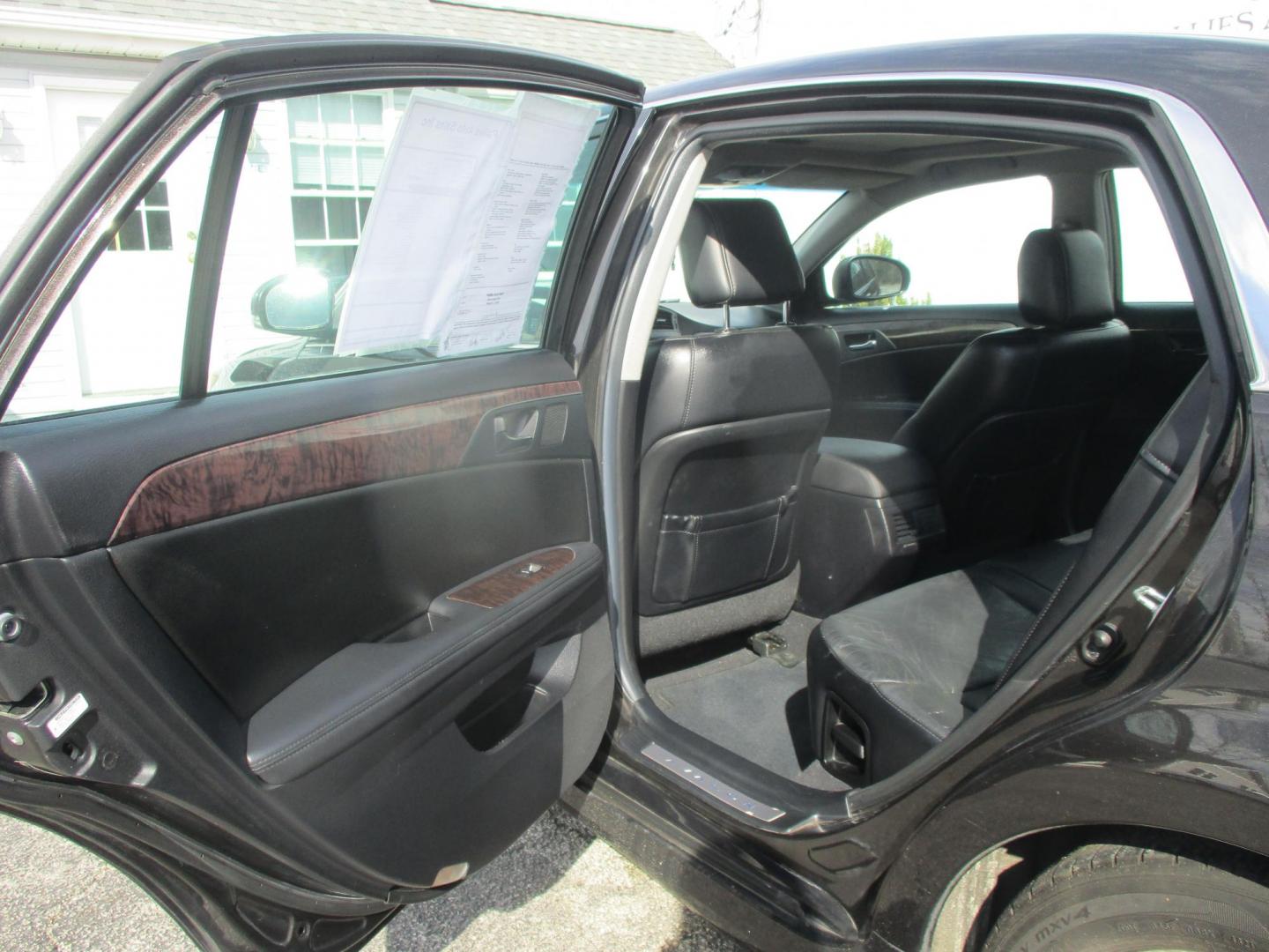 2012 BLACK Toyota Avalon Base (4T1BK3DB9CU) with an 3.5L V6 DOHC 24V engine, 6-Speed Automatic transmission, located at 540a Delsea Drive, Sewell, NJ, 08080, (987) 867-5309, 39.752560, -75.111206 - Photo#12