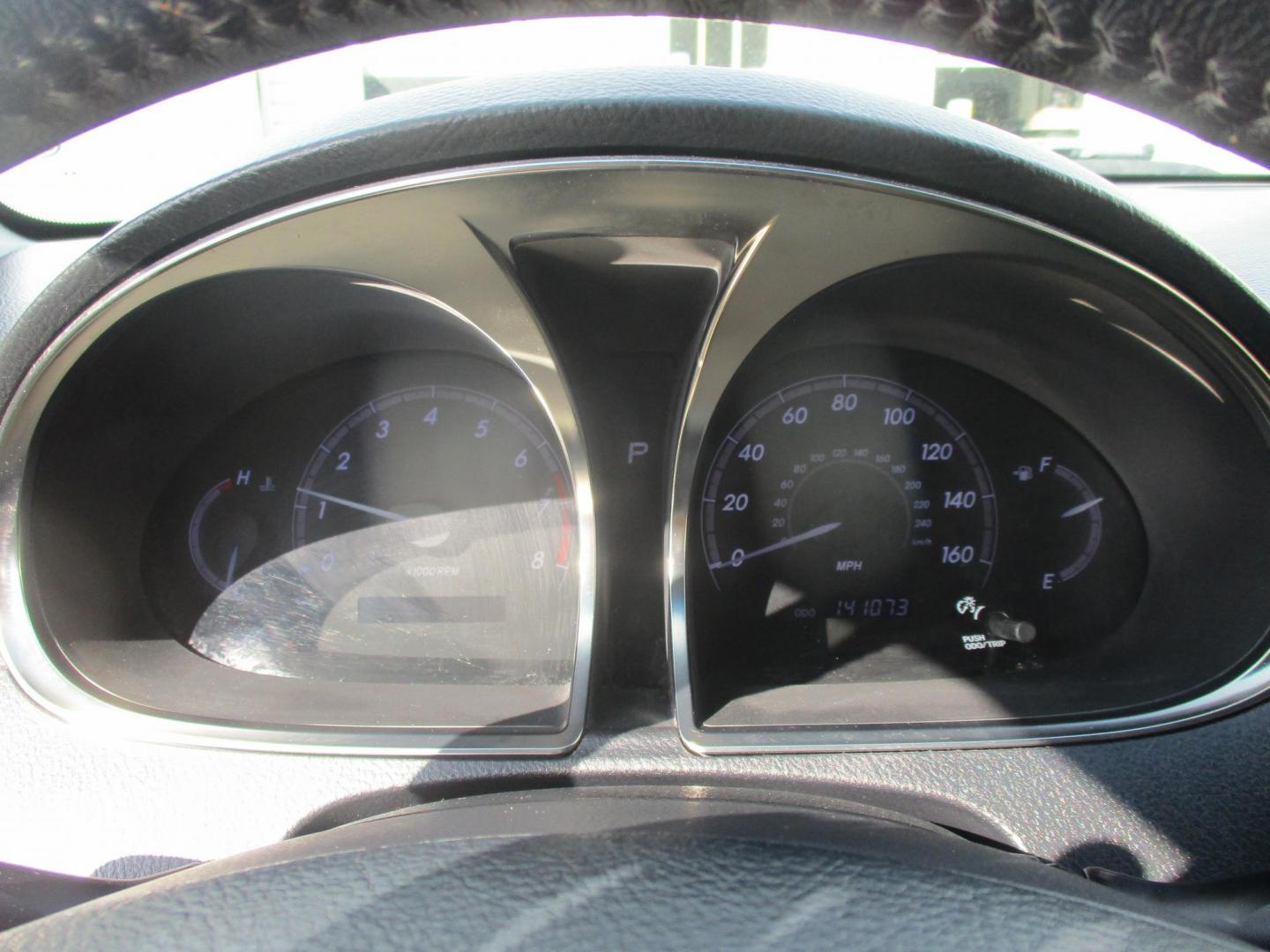 2012 BLACK Toyota Avalon Base (4T1BK3DB9CU) with an 3.5L V6 DOHC 24V engine, 6-Speed Automatic transmission, located at 540a Delsea Drive, Sewell, NJ, 08080, (987) 867-5309, 39.752560, -75.111206 - Photo#16