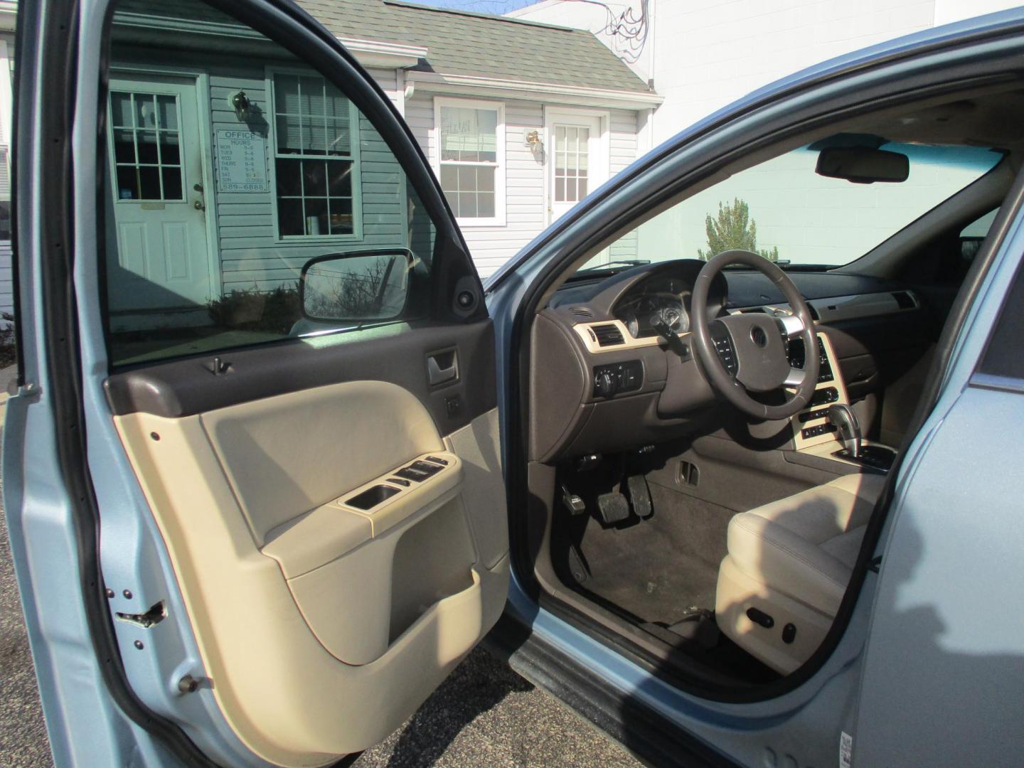 2008 BLUE Mercury Sable Premier (1MEHM42W08G) with an 3.5L V6 DOHC 24V engine, 6-Speed Automatic Overdrive transmission, located at 540a Delsea Drive, Sewell, NJ, 08080, (987) 867-5309, 39.752560, -75.111206 - Photo#9