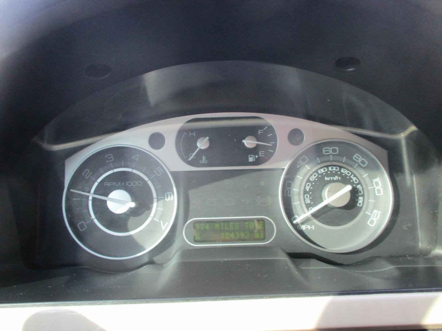 2008 BLUE Mercury Sable Premier (1MEHM42W08G) with an 3.5L V6 DOHC 24V engine, 6-Speed Automatic Overdrive transmission, located at 540a Delsea Drive, Sewell, NJ, 08080, (987) 867-5309, 39.752560, -75.111206 - Photo#16