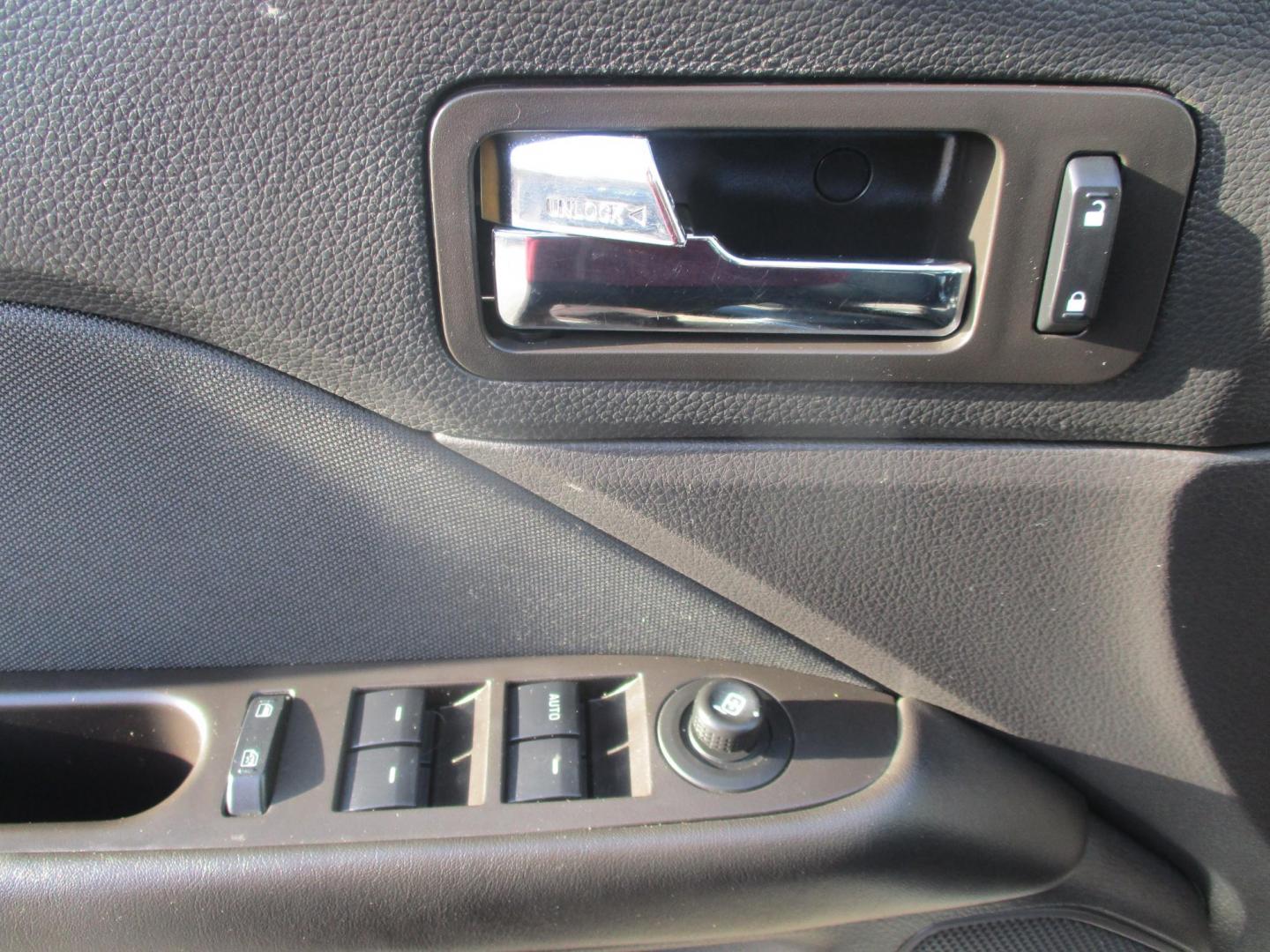 2012 BLUE Ford Fusion SE (3FAHP0HA4CR) with an 2.5L L4 DOHC 16V engine, located at 540a Delsea Drive, Sewell, NJ, 08080, (987) 867-5309, 39.752560, -75.111206 - Photo#11