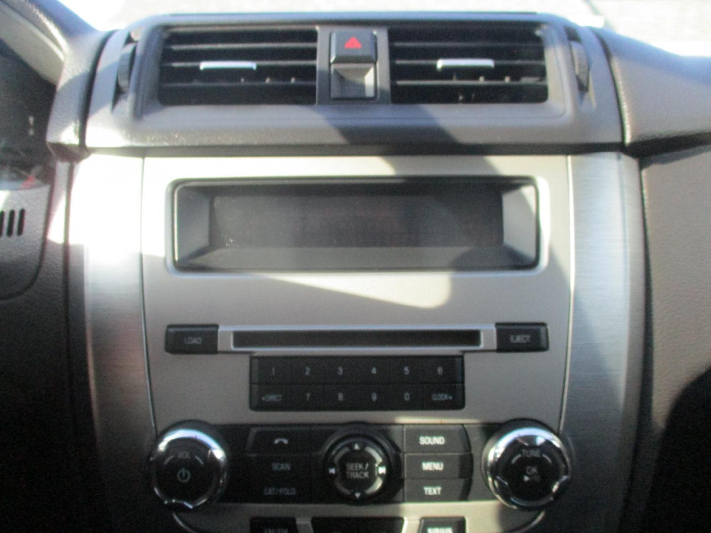 2012 BLUE Ford Fusion SE (3FAHP0HA4CR) with an 2.5L L4 DOHC 16V engine, located at 540a Delsea Drive, Sewell, NJ, 08080, (987) 867-5309, 39.752560, -75.111206 - Photo#17