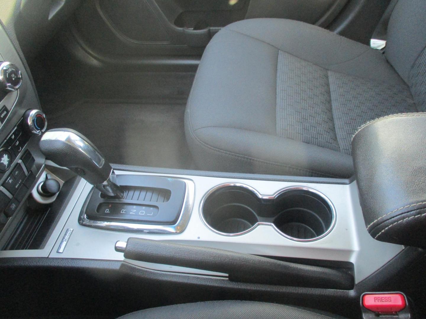 2012 BLUE Ford Fusion SE (3FAHP0HA4CR) with an 2.5L L4 DOHC 16V engine, located at 540a Delsea Drive, Sewell, NJ, 08080, (987) 867-5309, 39.752560, -75.111206 - Photo#19