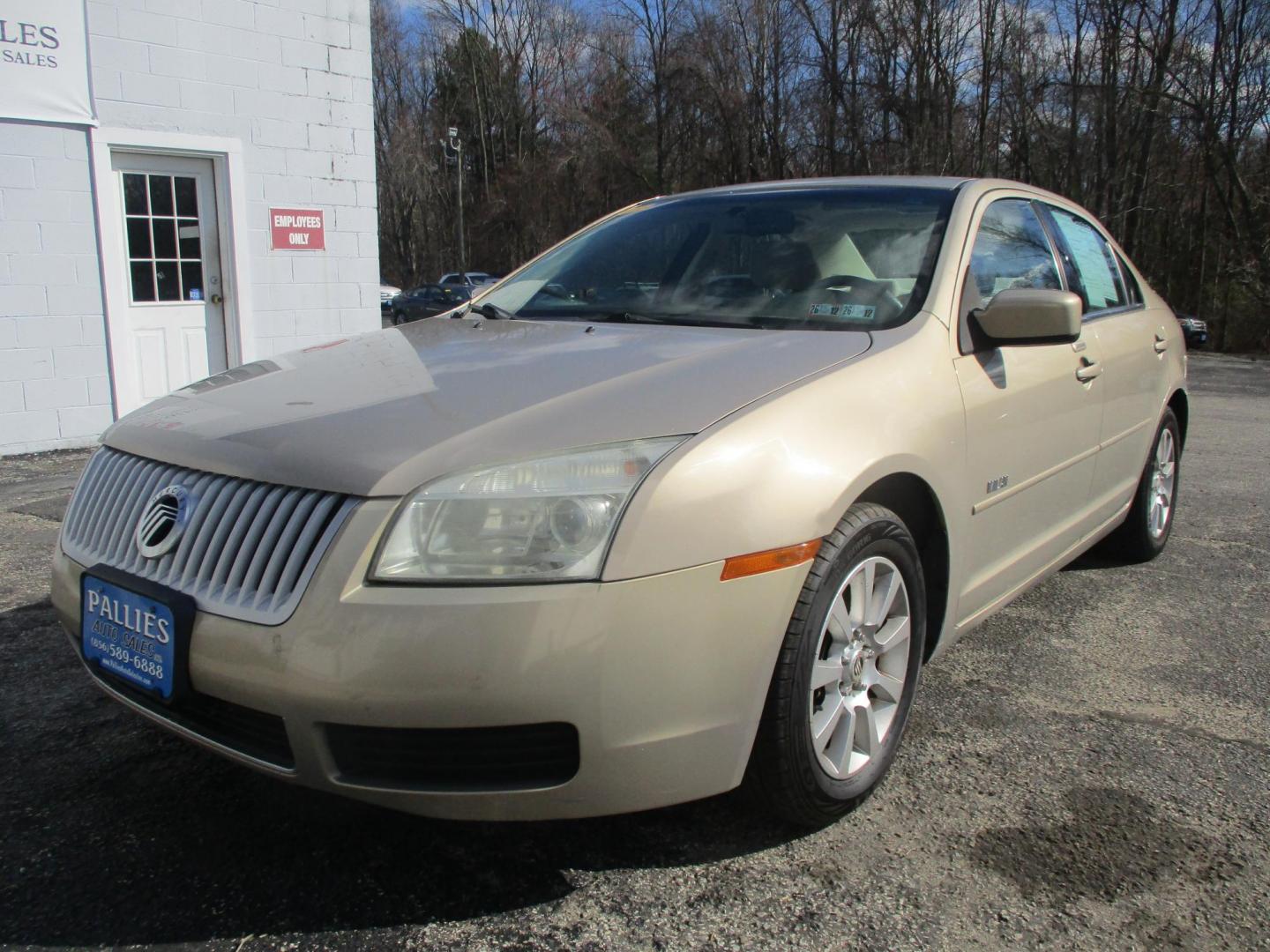 2008 TAN Mercury Milan I4 (3MEHM07Z48R) with an 2.3L L4 DOHC 16V engine, located at 540a Delsea Drive, Sewell, NJ, 08080, (987) 867-5309, 39.752560, -75.111206 - Photo#0