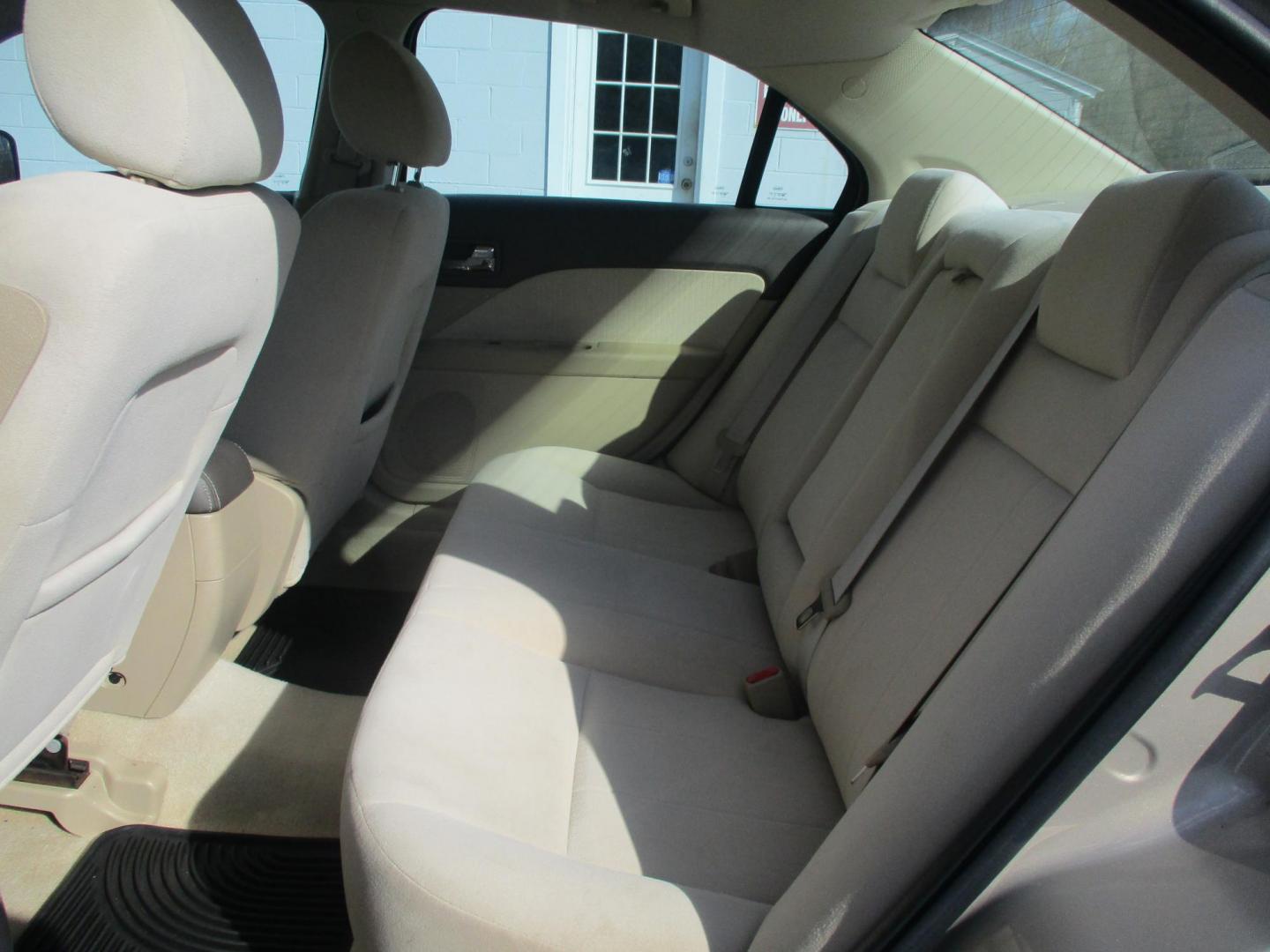 2008 TAN Mercury Milan I4 (3MEHM07Z48R) with an 2.3L L4 DOHC 16V engine, located at 540a Delsea Drive, Sewell, NJ, 08080, (987) 867-5309, 39.752560, -75.111206 - Photo#14