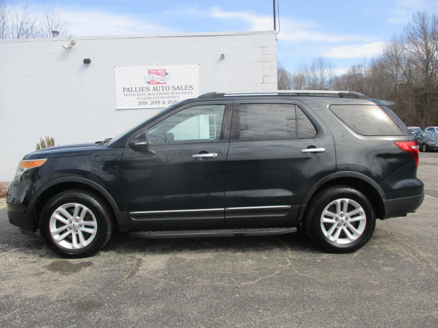2014 BLACK Ford Explorer XLT 4WD (1FM5K8D86EG) with an 3.5L V6 DOHC 24V engine, 6-Speed Automatic transmission, located at 540a Delsea Drive, Sewell, NJ, 08080, (987) 867-5309, 39.752560, -75.111206 - Photo#1