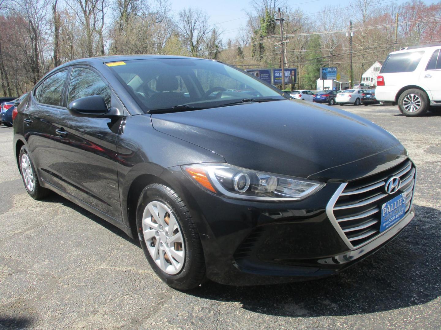 2018 BLACK Hyundai Elantra SE 6AT (5NPD74LF5JH) with an 1.8L L4 DOHC 16V engine, 6A transmission, located at 540a Delsea Drive, Sewell, NJ, 08080, (987) 867-5309, 39.752560, -75.111206 - Photo#8