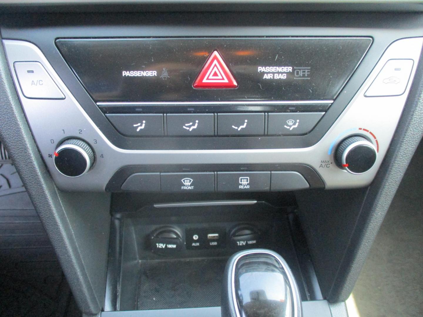 2018 BLACK Hyundai Elantra SE 6AT (5NPD74LF5JH) with an 1.8L L4 DOHC 16V engine, 6A transmission, located at 540a Delsea Drive, Sewell, NJ, 08080, (987) 867-5309, 39.752560, -75.111206 - Photo#20