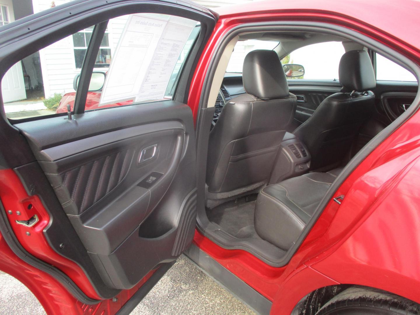 2011 RED Ford Taurus SEL FWD (1FAHP2EW4BG) with an 3.5L V6 DOHC 24V engine, 6-Speed Automatic transmission, located at 540a Delsea Drive, Sewell, NJ, 08080, (987) 867-5309, 39.752560, -75.111206 - Photo#13