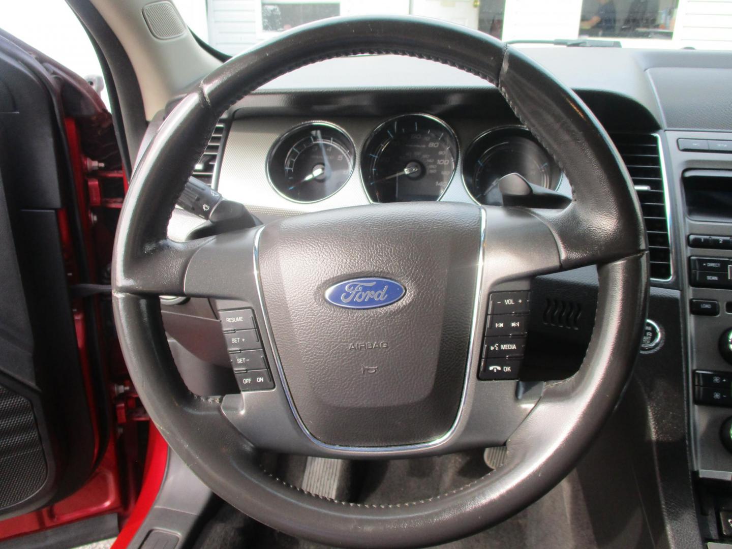 2011 RED Ford Taurus SEL FWD (1FAHP2EW4BG) with an 3.5L V6 DOHC 24V engine, 6-Speed Automatic transmission, located at 540a Delsea Drive, Sewell, NJ, 08080, (987) 867-5309, 39.752560, -75.111206 - Photo#16