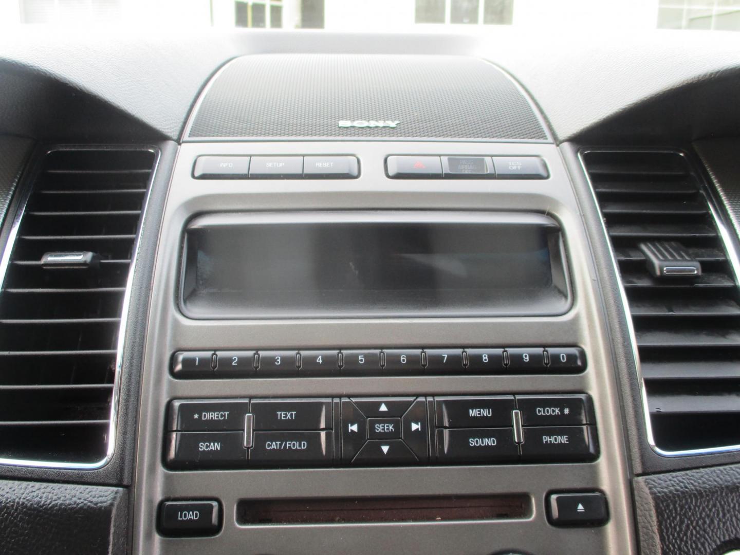 2011 RED Ford Taurus SEL FWD (1FAHP2EW4BG) with an 3.5L V6 DOHC 24V engine, 6-Speed Automatic transmission, located at 540a Delsea Drive, Sewell, NJ, 08080, (987) 867-5309, 39.752560, -75.111206 - Photo#19