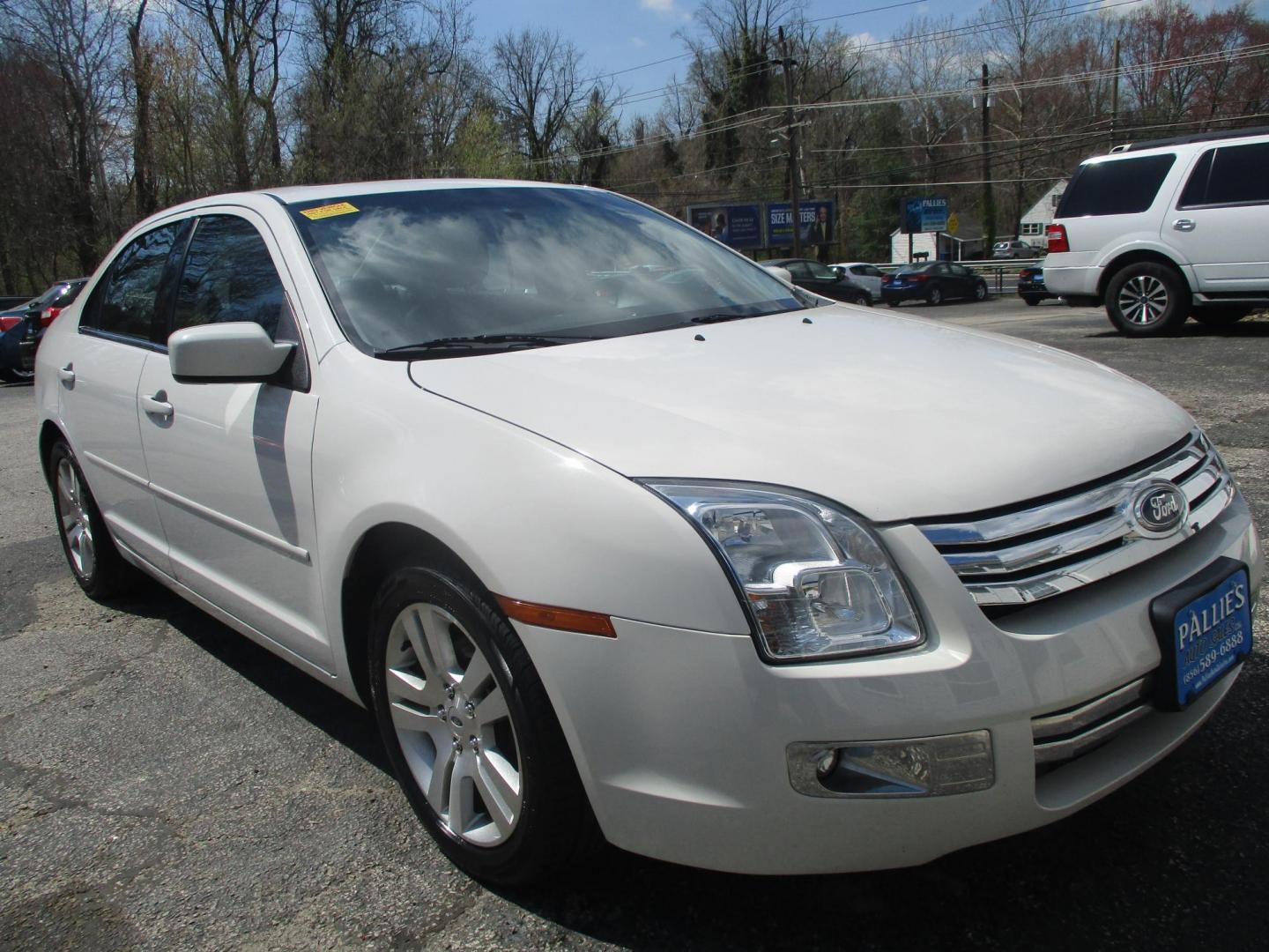2009 WHITE Ford Fusion V6 SEL (3FAHP08129R) with an 3.0L V6 DOHC 24V engine, located at 540a Delsea Drive, Sewell, NJ, 08080, (987) 867-5309, 39.752560, -75.111206 - Photo#8