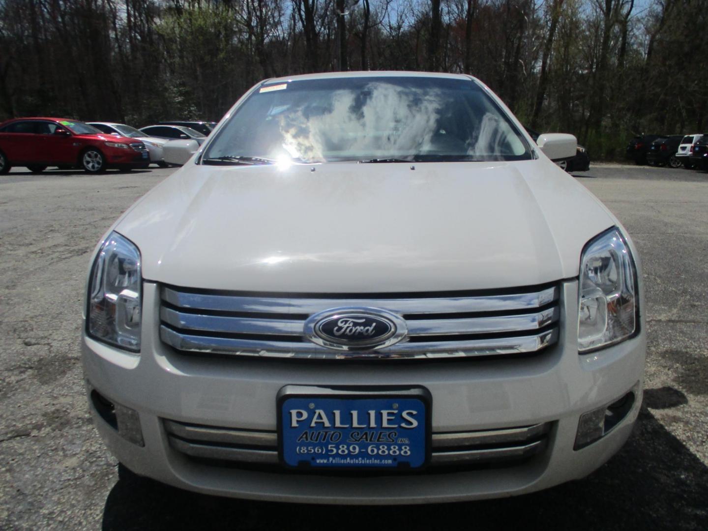 2009 WHITE Ford Fusion V6 SEL (3FAHP08129R) with an 3.0L V6 DOHC 24V engine, located at 540a Delsea Drive, Sewell, NJ, 08080, (987) 867-5309, 39.752560, -75.111206 - Photo#9