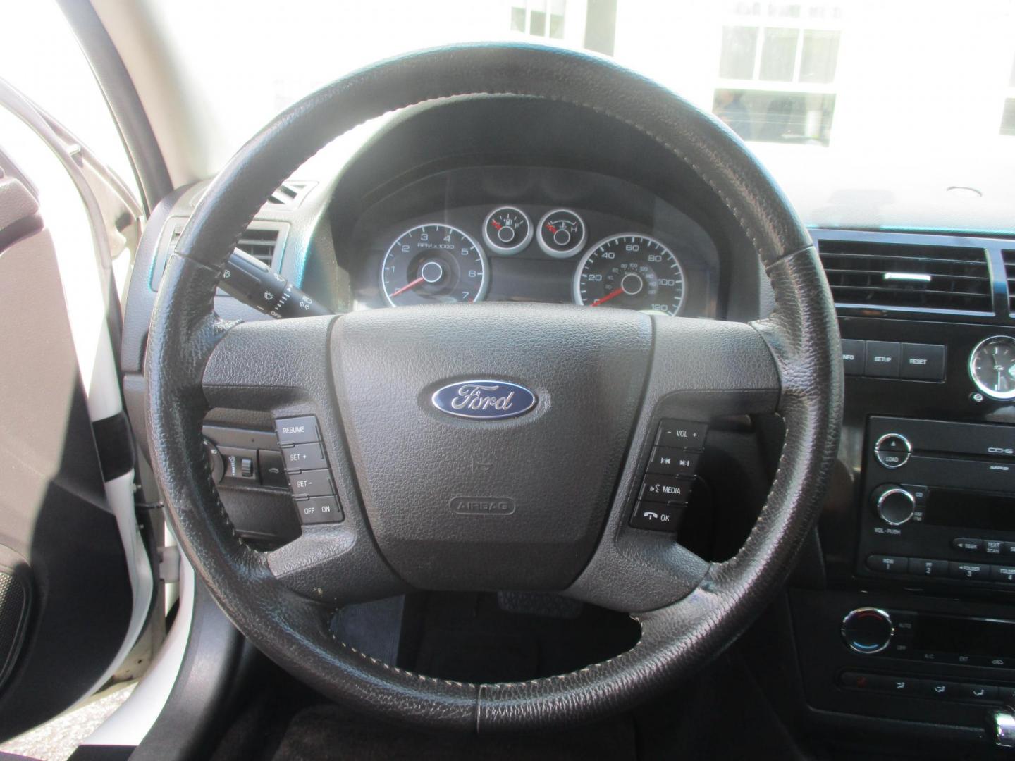 2009 WHITE Ford Fusion V6 SEL (3FAHP08129R) with an 3.0L V6 DOHC 24V engine, located at 540a Delsea Drive, Sewell, NJ, 08080, (987) 867-5309, 39.752560, -75.111206 - Photo#16