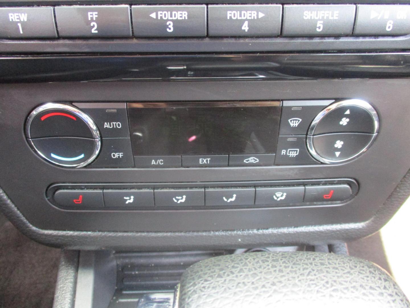 2009 WHITE Ford Fusion V6 SEL (3FAHP08129R) with an 3.0L V6 DOHC 24V engine, located at 540a Delsea Drive, Sewell, NJ, 08080, (987) 867-5309, 39.752560, -75.111206 - Photo#22