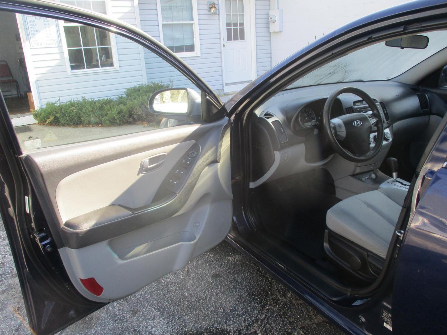 2009 BLUE Hyundai Elantra GLS (KMHDU46D89U) with an 2.0L L4 DOHC 16V engine, located at 540a Delsea Drive, Sewell, NJ, 08080, (987) 867-5309, 39.752560, -75.111206 - Photo#9