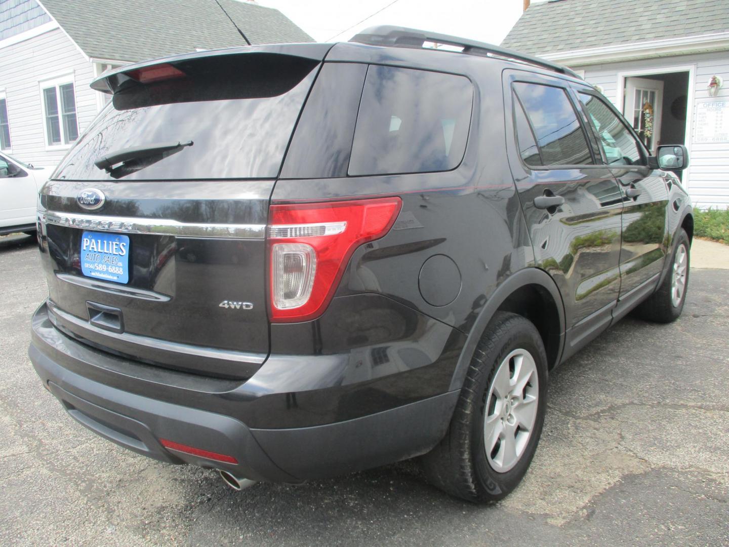 2013 BLACK Ford Explorer Base 4WD (1FM5K8B82DG) with an 3.5L V6 DOHC 24V engine, 6-Speed Automatic transmission, located at 540a Delsea Drive, Sewell, NJ, 08080, (987) 867-5309, 39.752560, -75.111206 - Photo#5