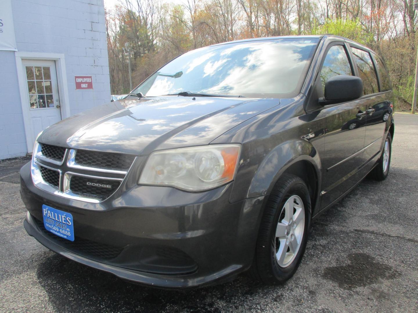 2012 BLACK Dodge Grand Caravan SXT (2C4RDGCG7CR) with an 3.6L V6 DOHC 24V engine, 6-Speed Automatic transmission, located at 540a Delsea Drive, Sewell, NJ, 08080, (987) 867-5309, 39.752560, -75.111206 - Photo#0