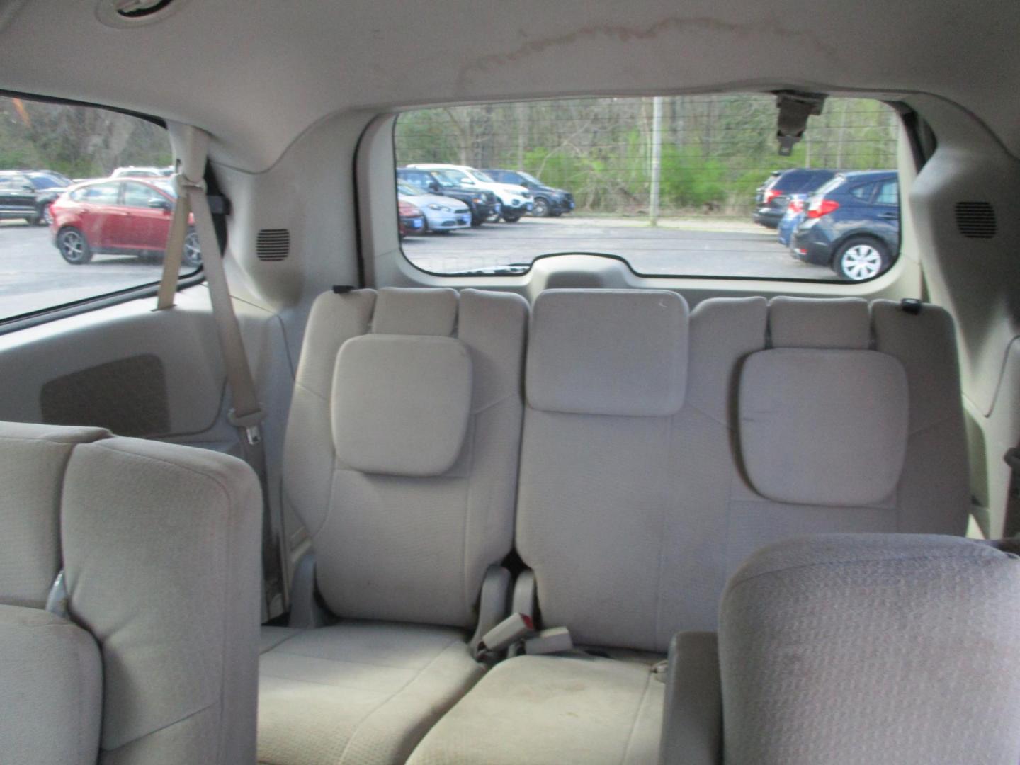 2012 BLACK Dodge Grand Caravan SXT (2C4RDGCG7CR) with an 3.6L V6 DOHC 24V engine, 6-Speed Automatic transmission, located at 540a Delsea Drive, Sewell, NJ, 08080, (987) 867-5309, 39.752560, -75.111206- Photo#13