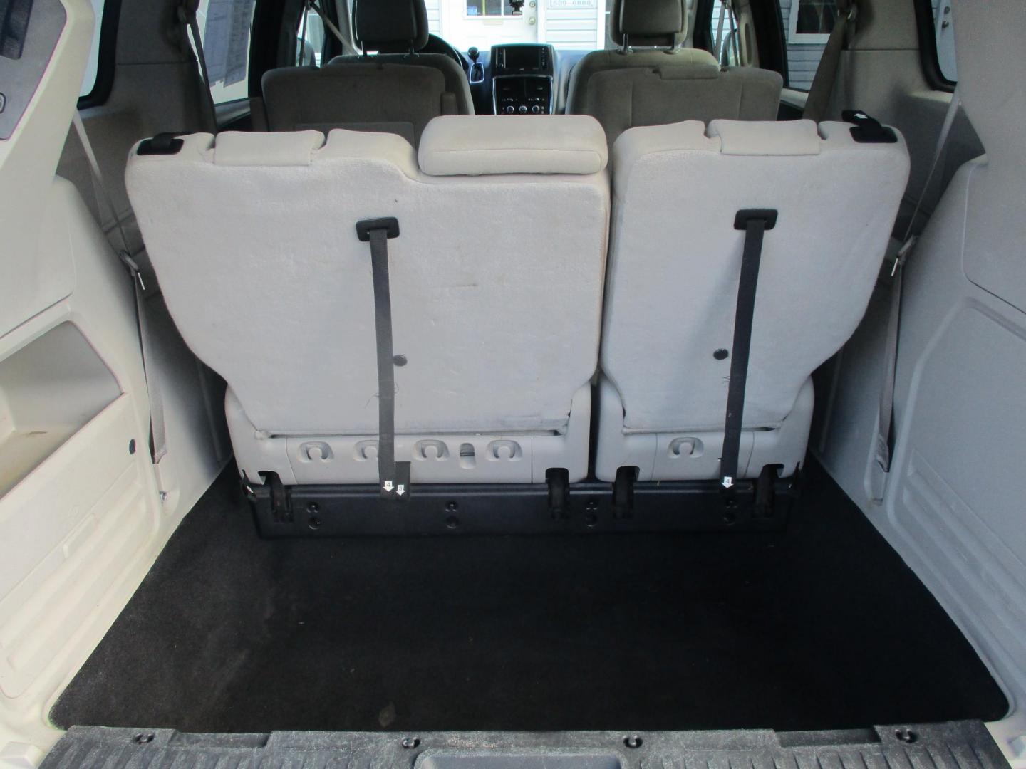 2012 BLACK Dodge Grand Caravan SXT (2C4RDGCG7CR) with an 3.6L V6 DOHC 24V engine, 6-Speed Automatic transmission, located at 540a Delsea Drive, Sewell, NJ, 08080, (987) 867-5309, 39.752560, -75.111206 - Photo#24