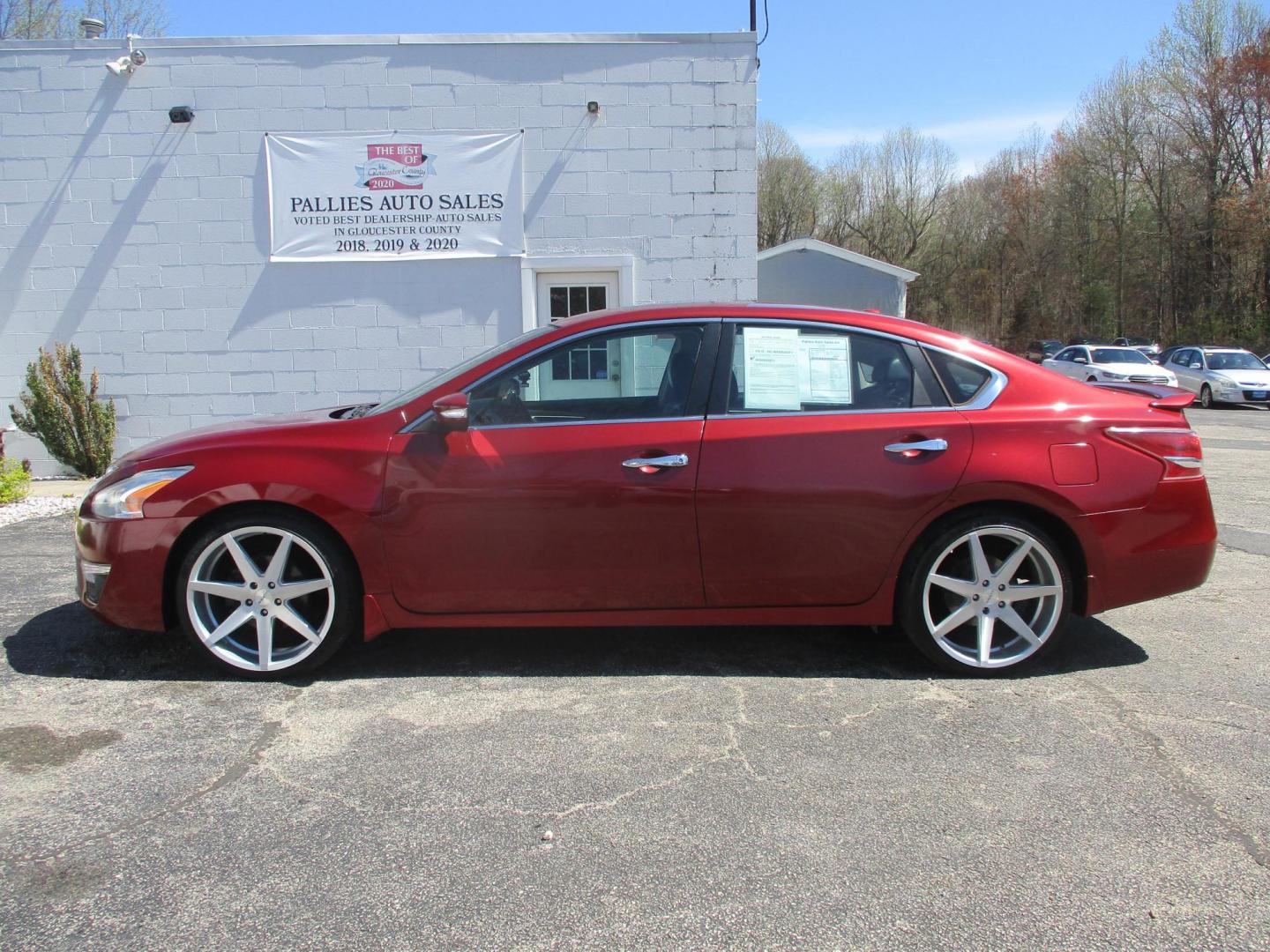 2013 RED Nissan Altima 3.5 SV (1N4BL3AP7DC) with an 3.5L V6 DOHC 24V engine, Continuously Variable Transmission transmission, located at 540a Delsea Drive, Sewell, NJ, 08080, (987) 867-5309, 39.752560, -75.111206 - Photo#1