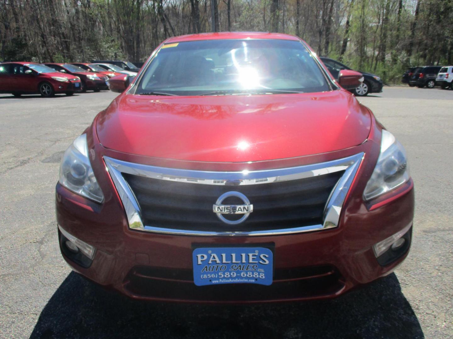 2013 RED Nissan Altima 3.5 SV (1N4BL3AP7DC) with an 3.5L V6 DOHC 24V engine, Continuously Variable Transmission transmission, located at 540a Delsea Drive, Sewell, NJ, 08080, (987) 867-5309, 39.752560, -75.111206 - Photo#9