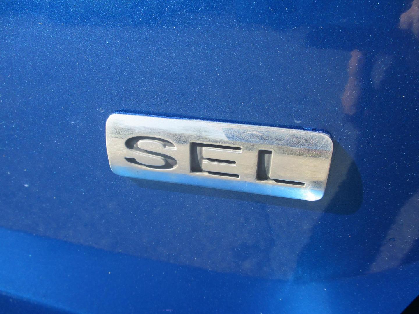 2011 BLUE Ford Focus SEL Sedan (1FAHP3HN7BW) with an 2.0L L4 DOHC 16V engine, located at 540a Delsea Drive, Sewell, NJ, 08080, (987) 867-5309, 39.752560, -75.111206 - Photo#5