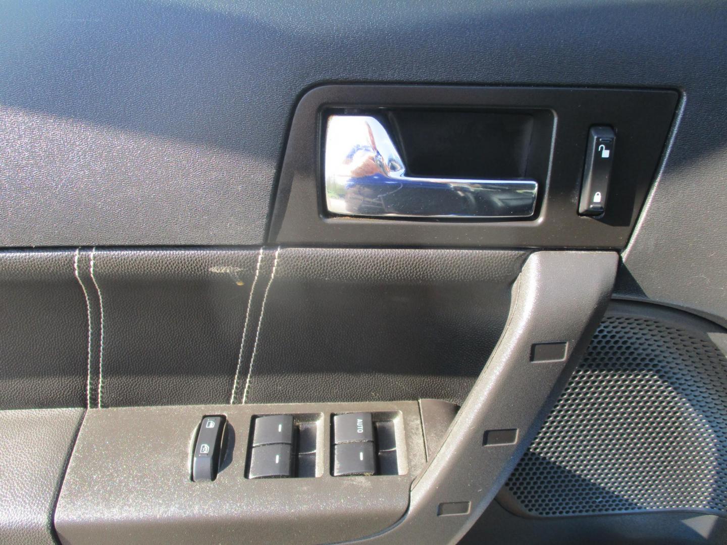 2011 BLUE Ford Focus SEL Sedan (1FAHP3HN7BW) with an 2.0L L4 DOHC 16V engine, located at 540a Delsea Drive, Sewell, NJ, 08080, (987) 867-5309, 39.752560, -75.111206 - Photo#10